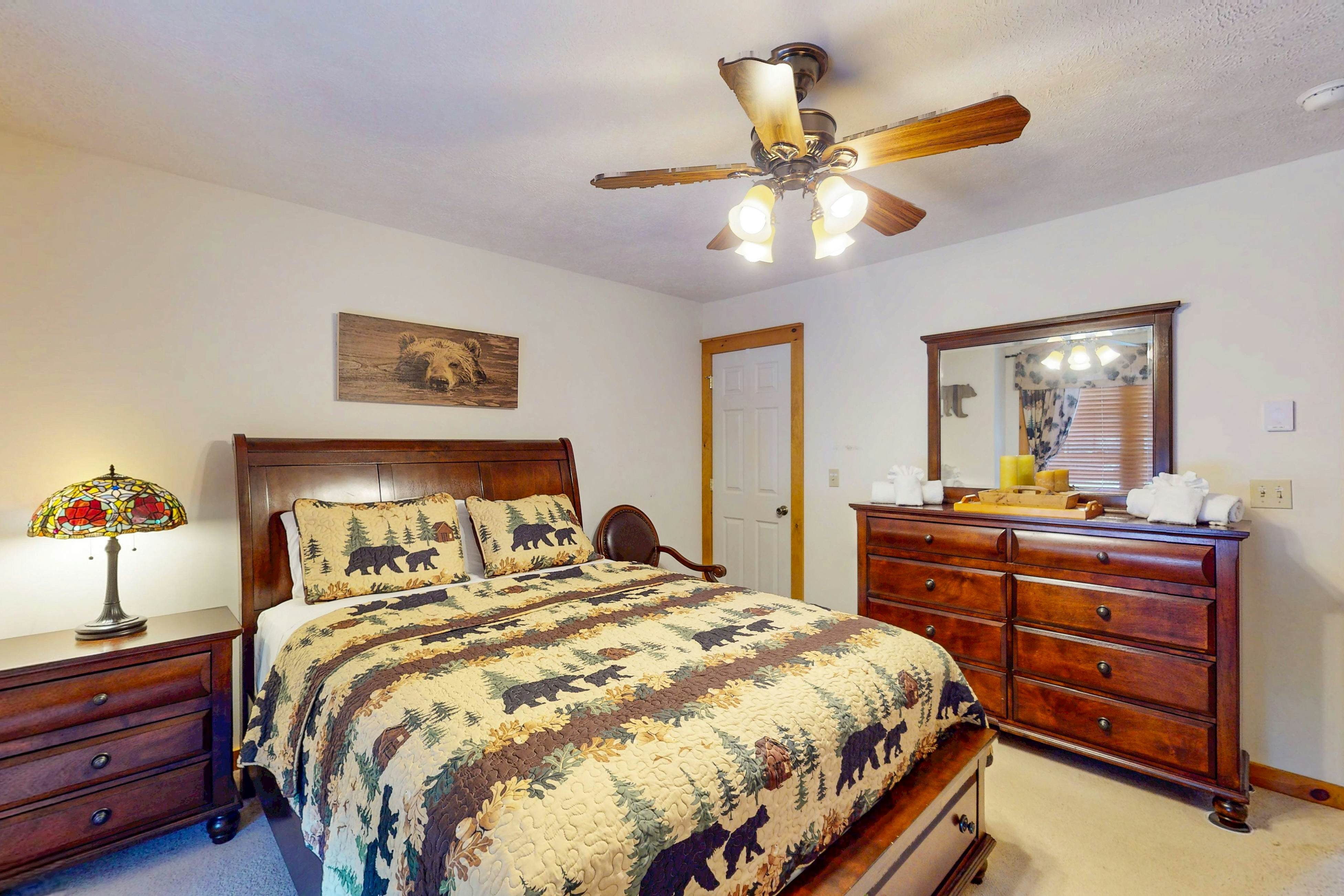 The Overlook Nook in Northridge