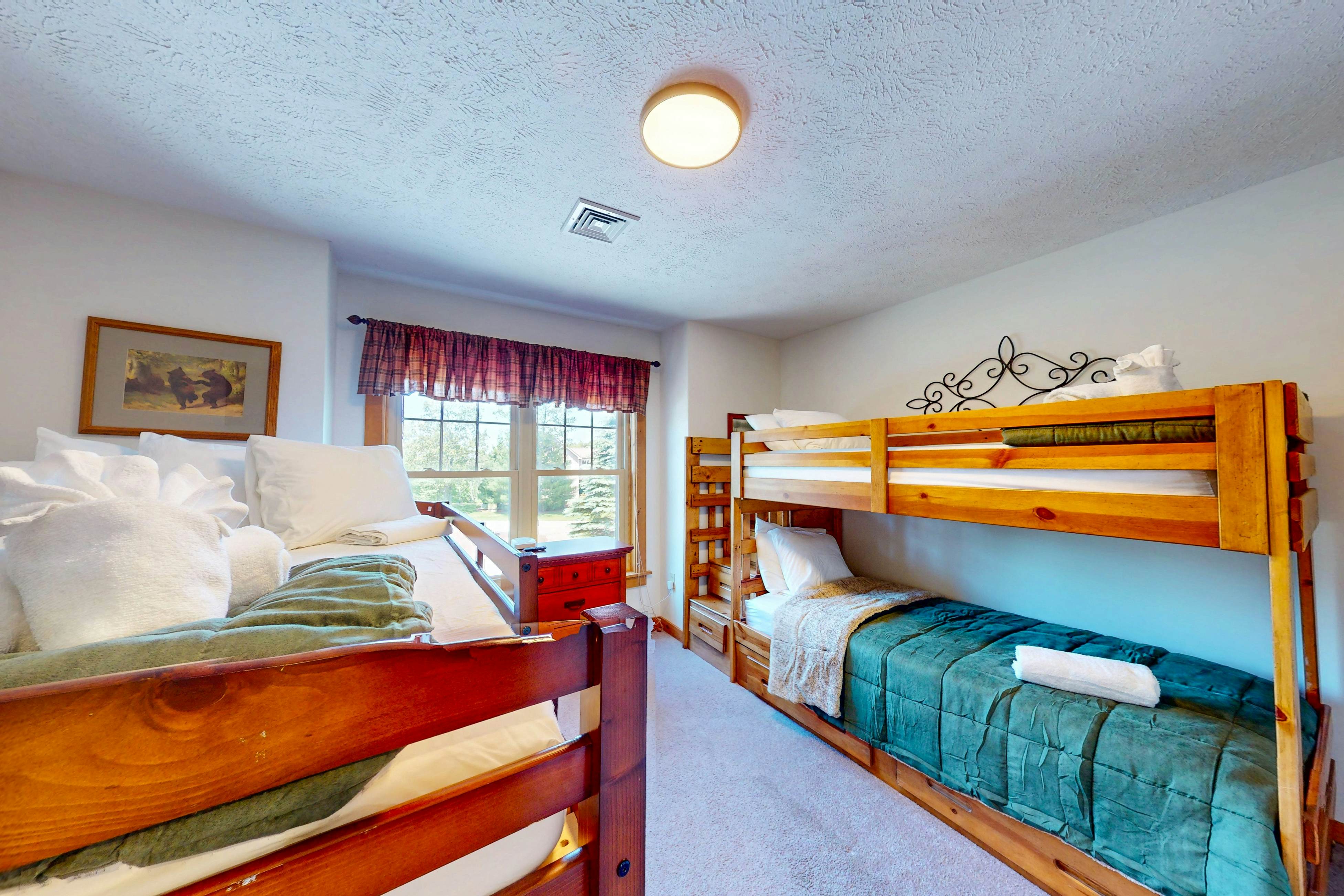 The Overlook Nook in Northridge