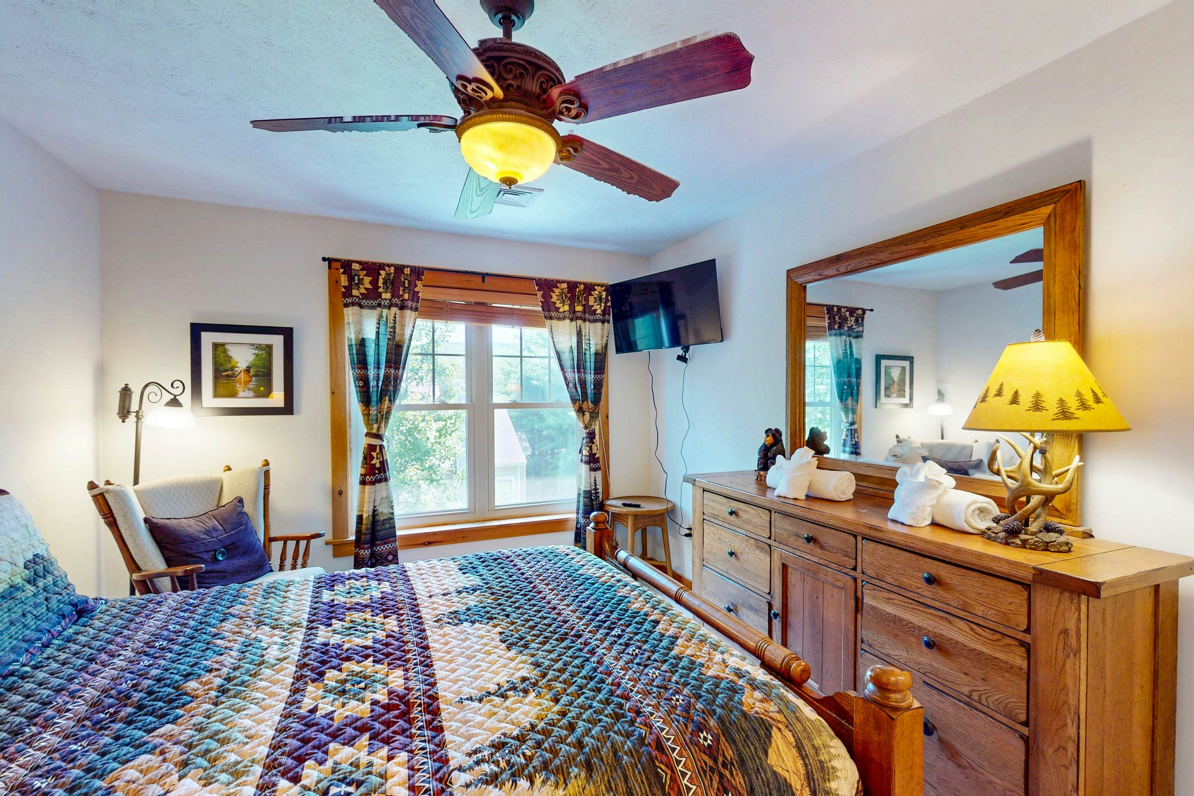 The Overlook Nook in Northridge