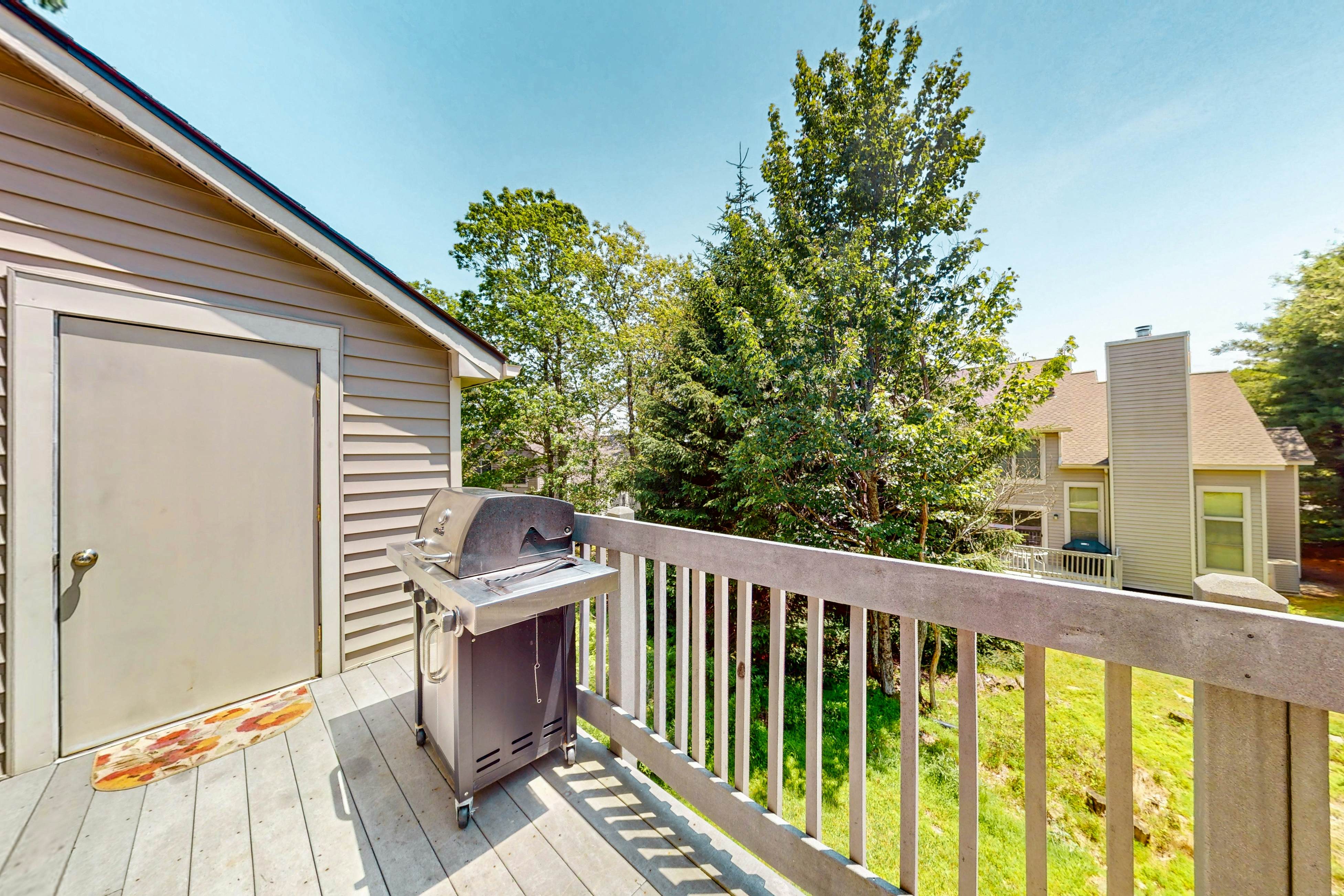 The Overlook Nook in Northridge