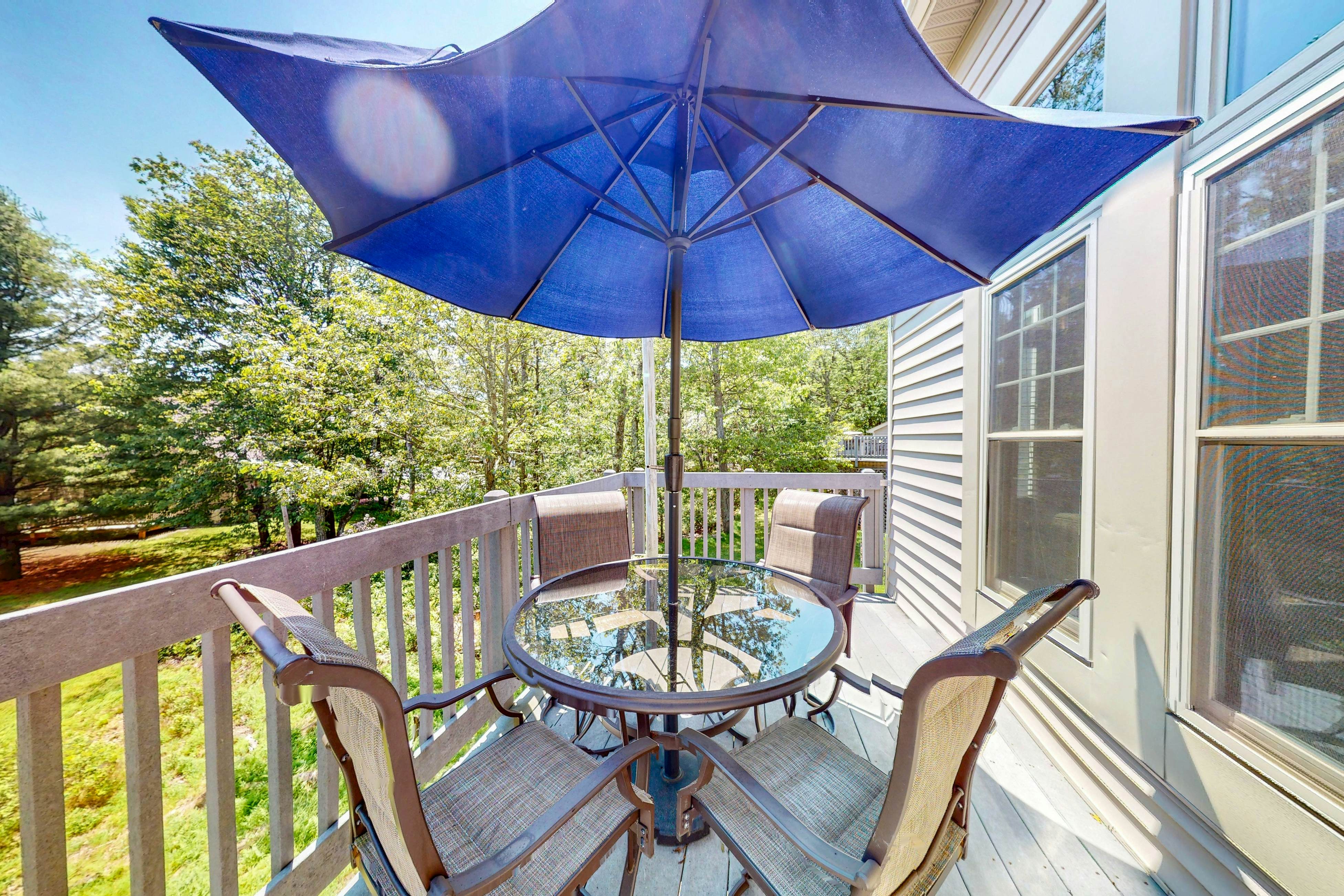 The Overlook Nook in Northridge