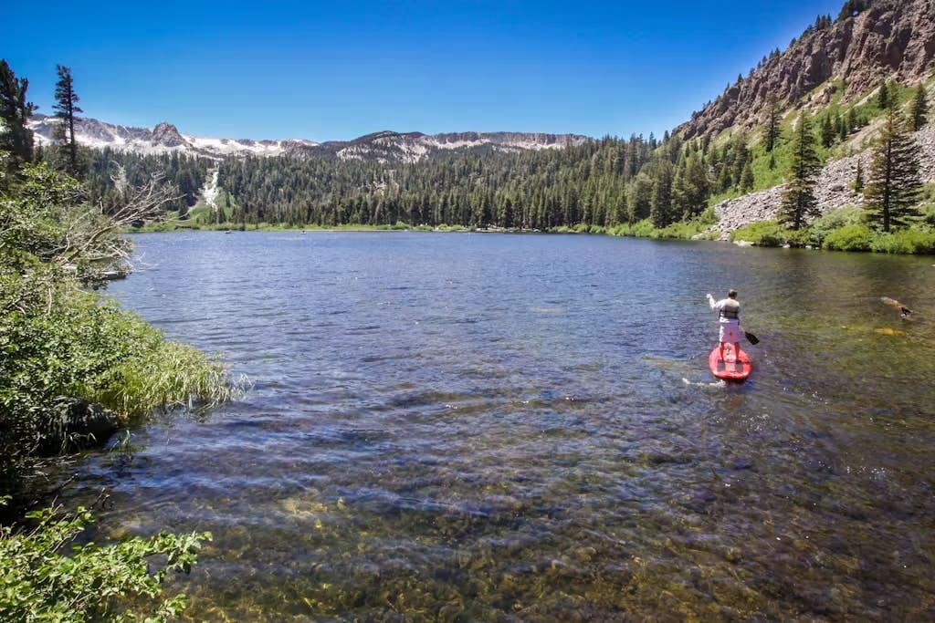 Mammoth Ski & Racquet 131 N