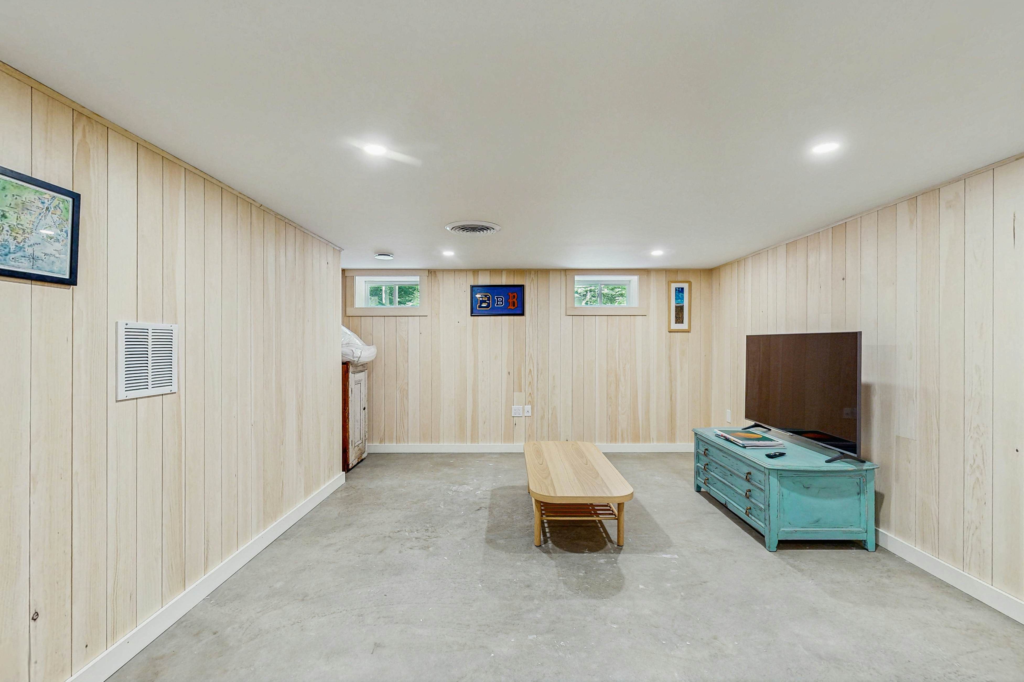 Spruce Shores Retreat