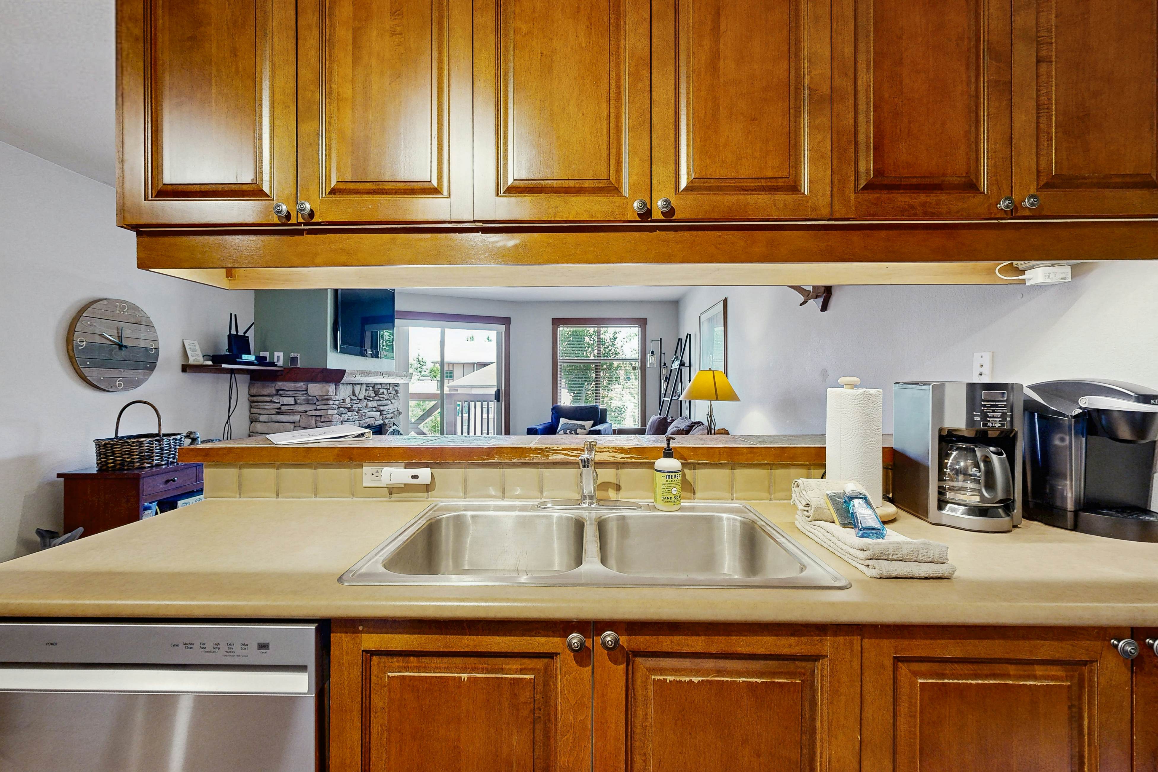 Powderhorn Lodge 311 - Poppy Suite