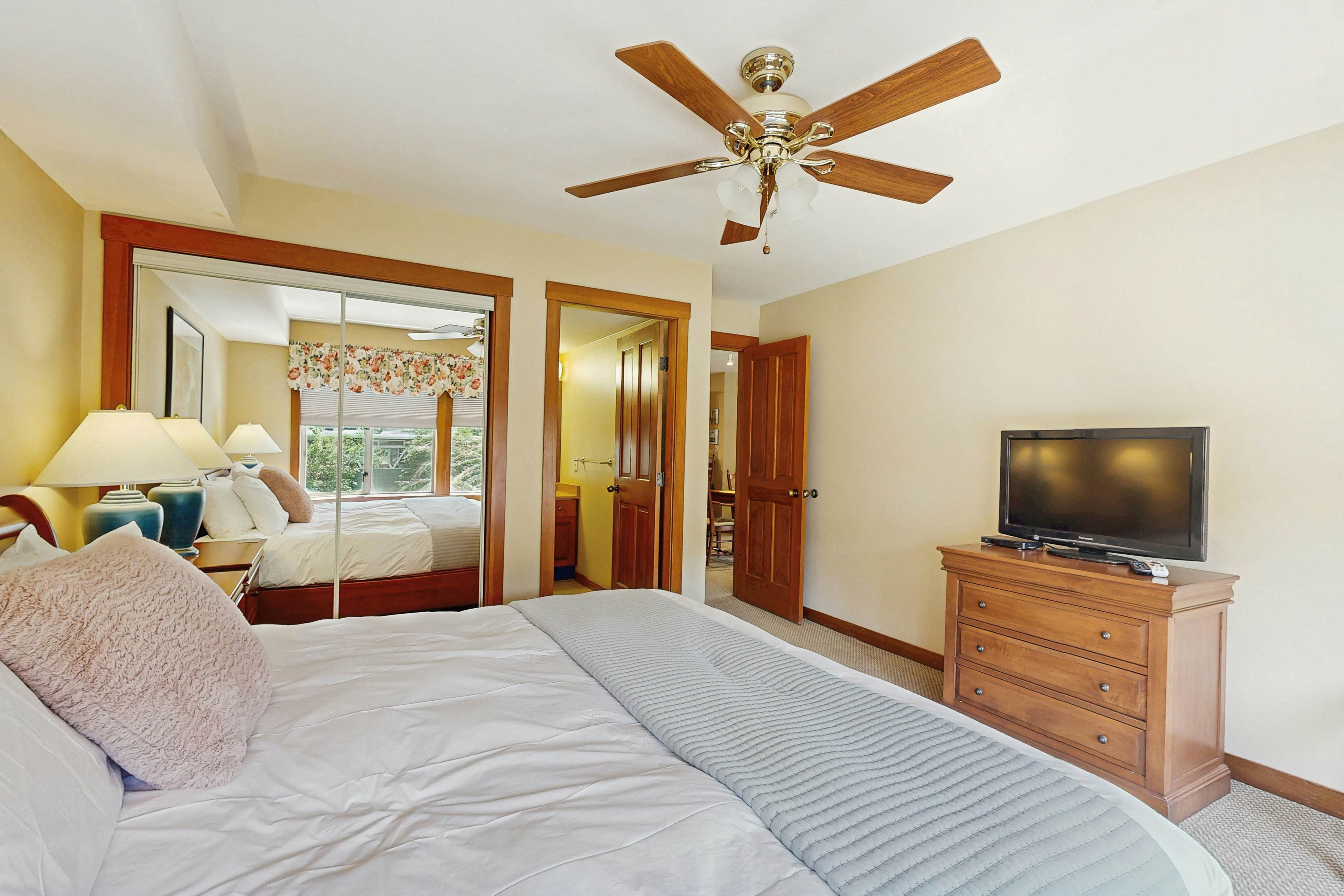 Powderhorn Lodge 223 - Pennyroyal Suite