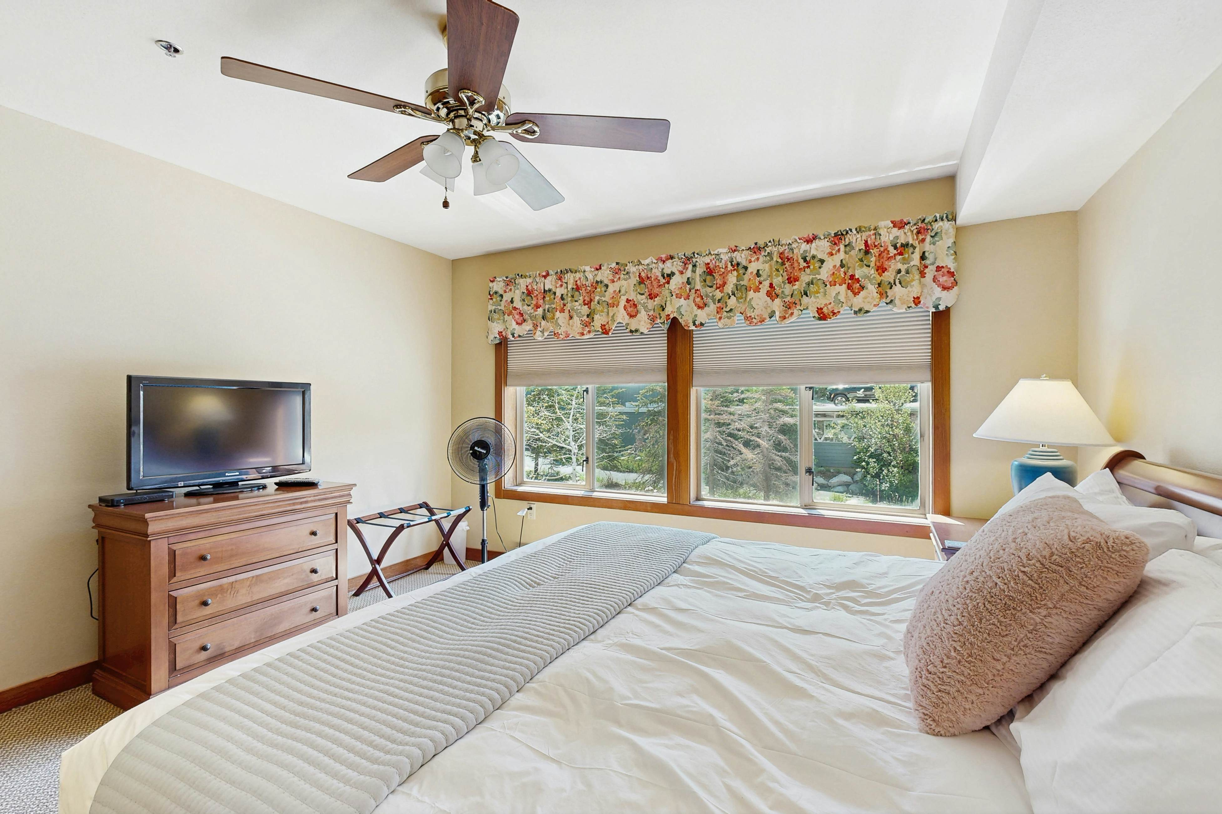 Powderhorn Lodge 223 - Pennyroyal Suite