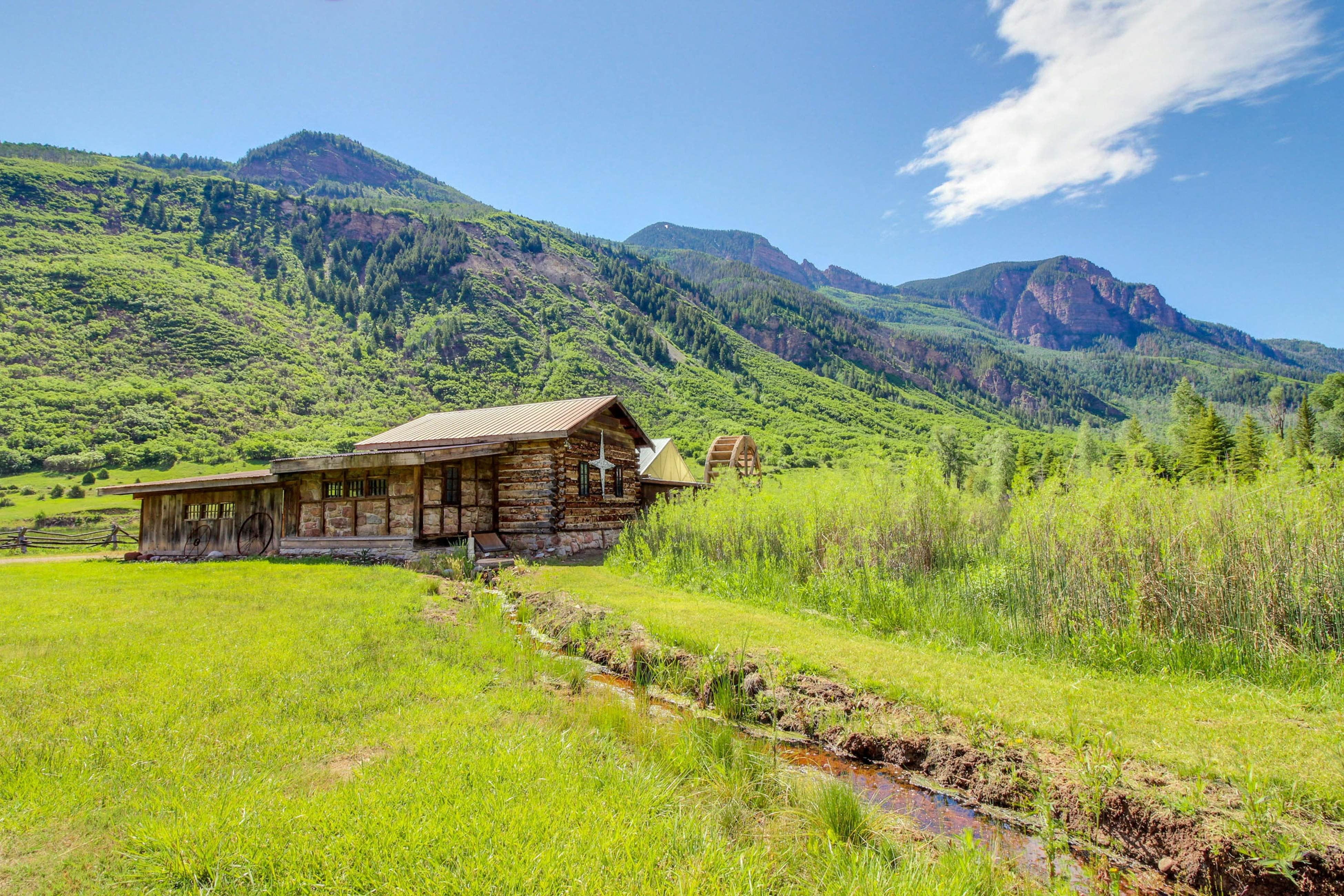 Three Sisters Peak Cabin at Filoha Meadows