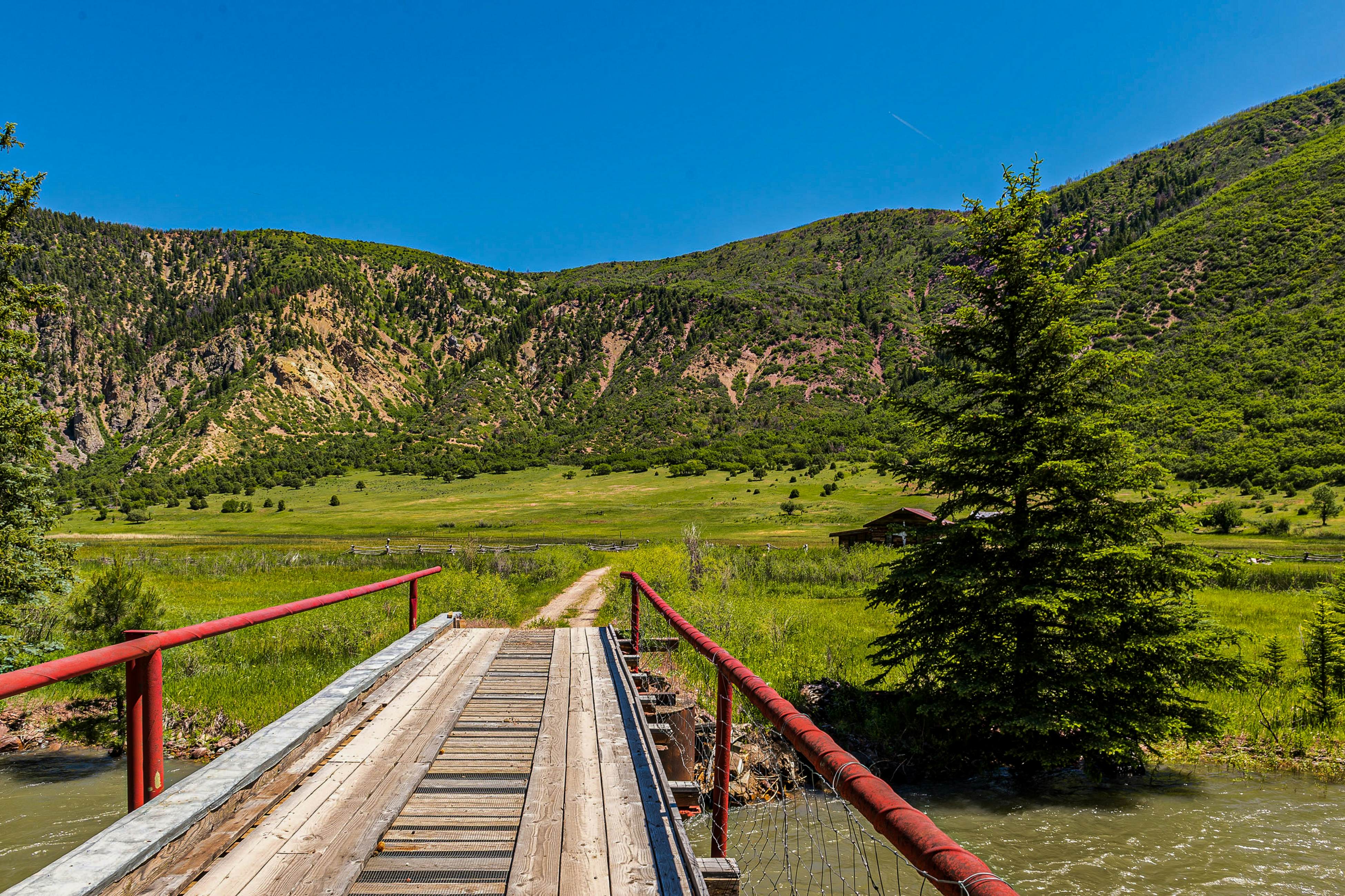 Elephant Mountain Cabin at Filoha Meadows