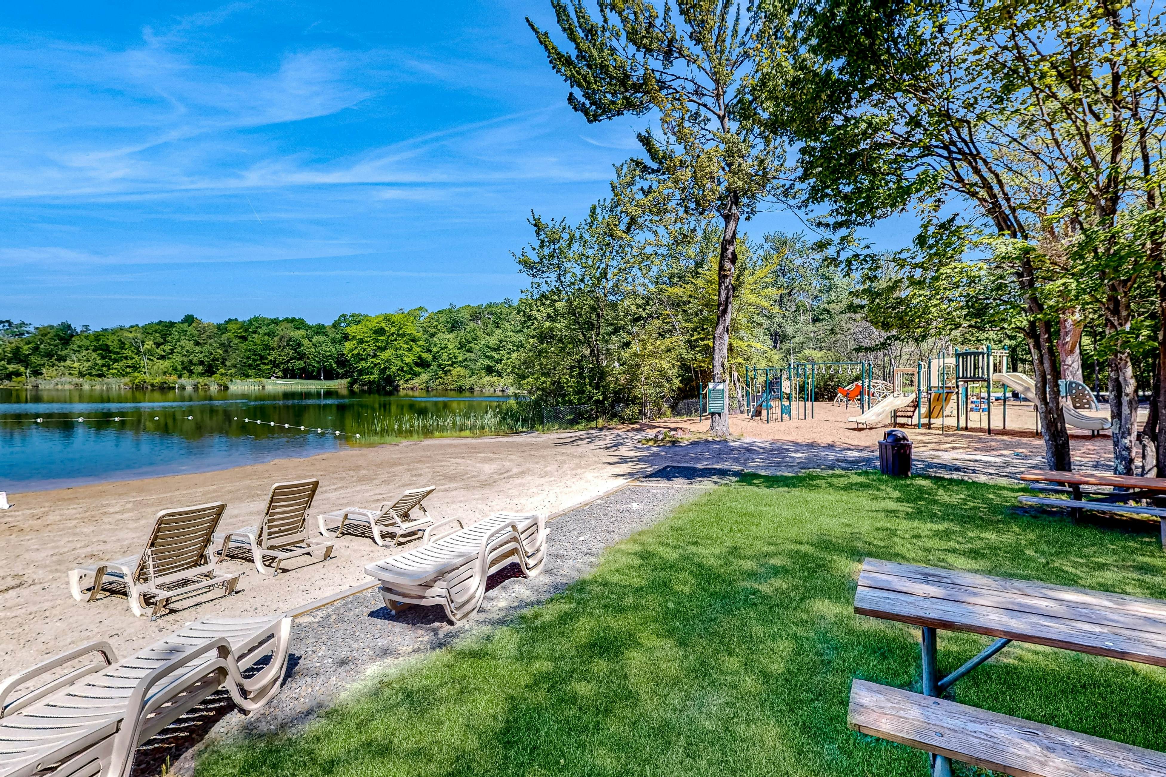 Pocono Waterside Escape