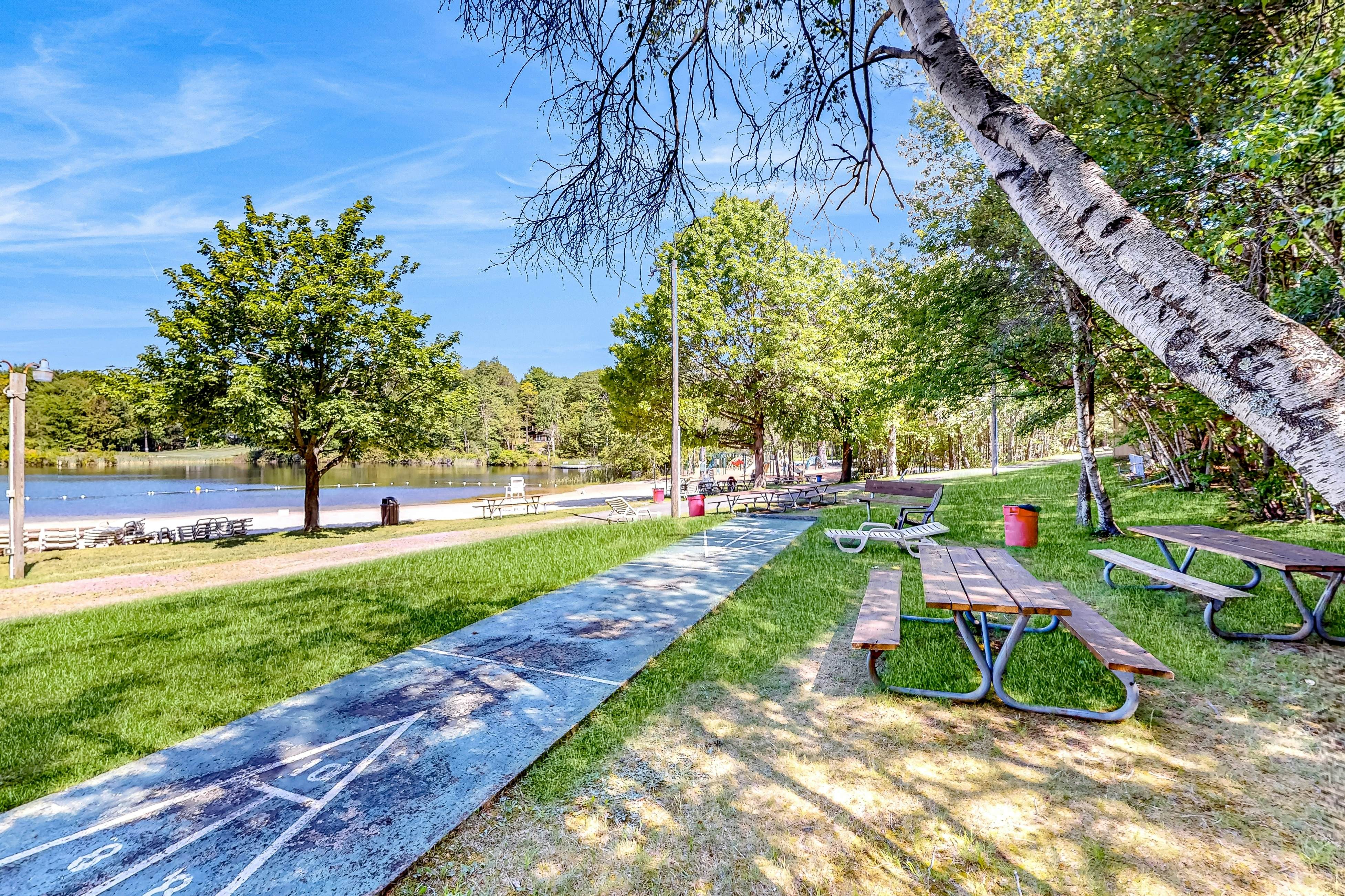 Pocono Waterside Escape