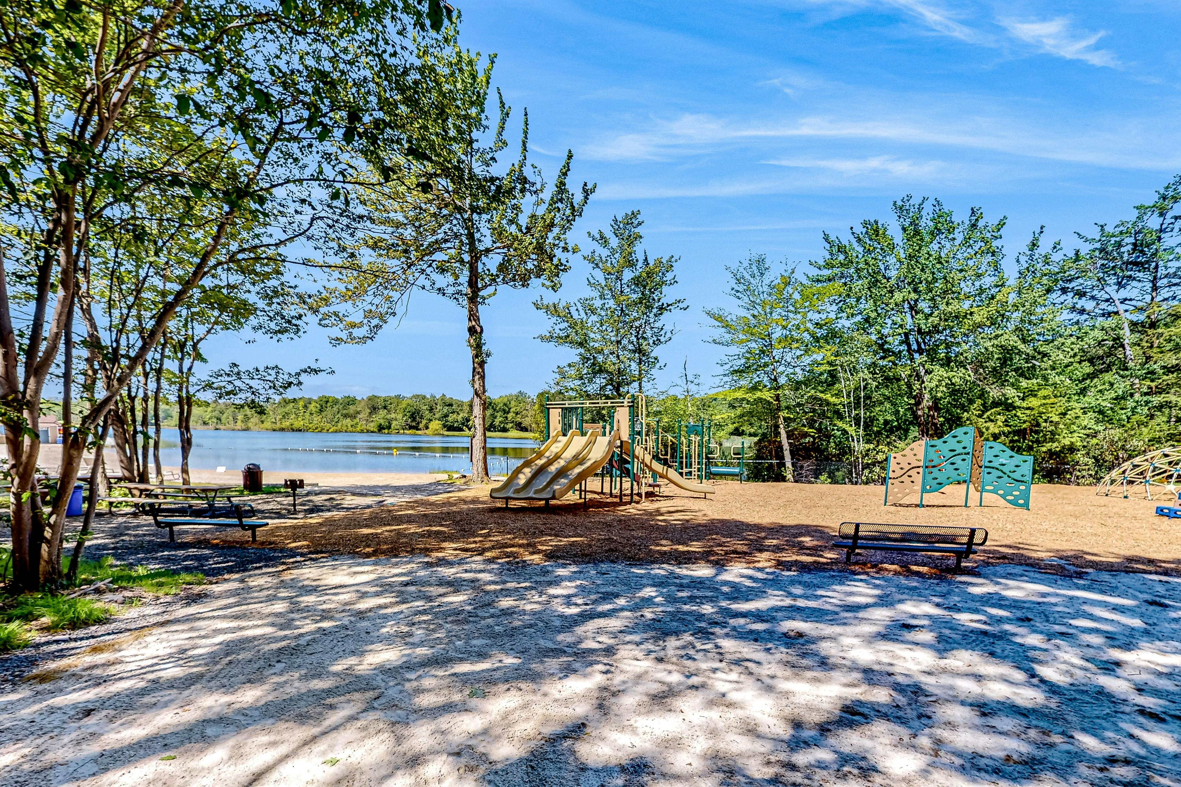 Pocono Waterside Escape