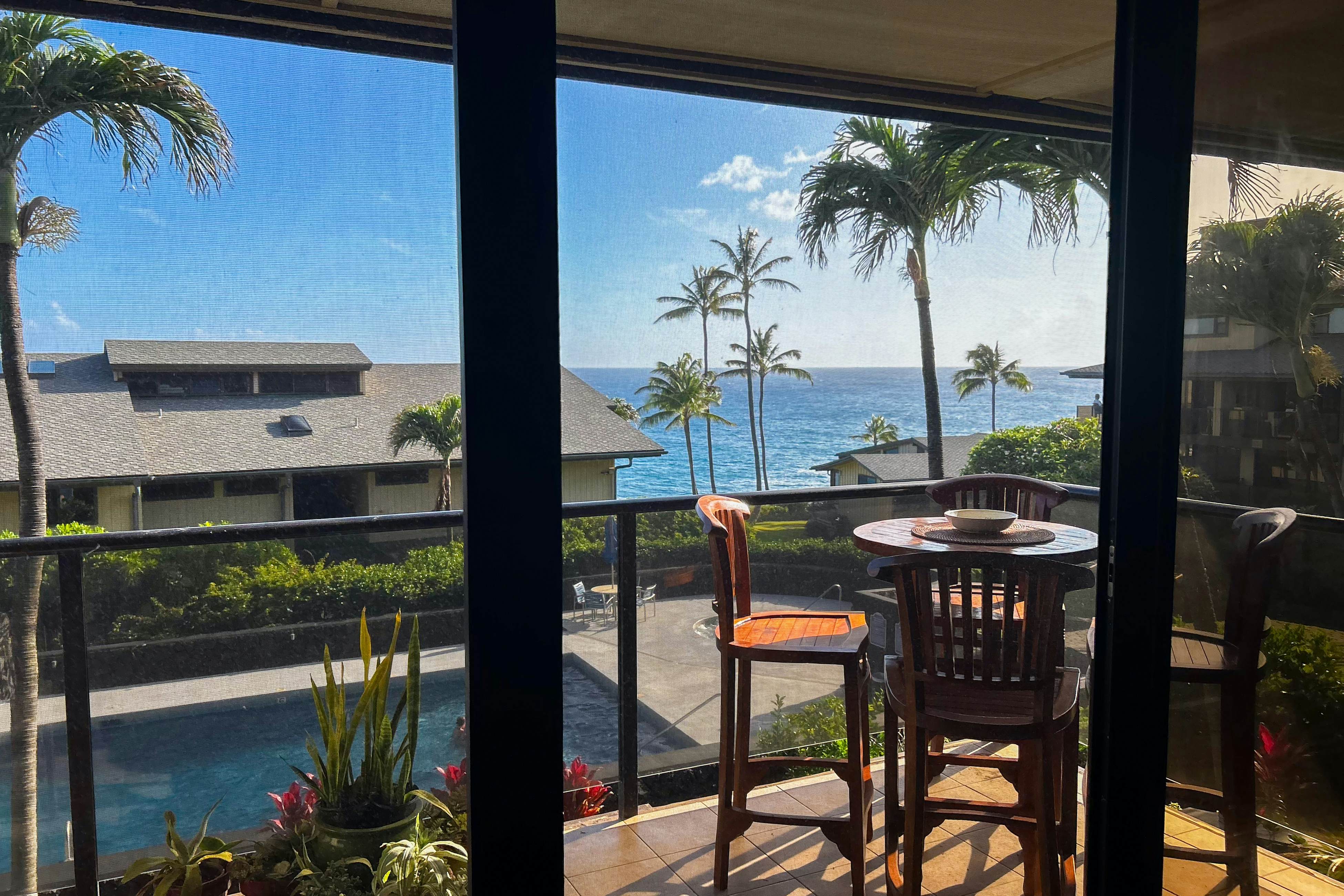 Making Makahuena Memories in 2204