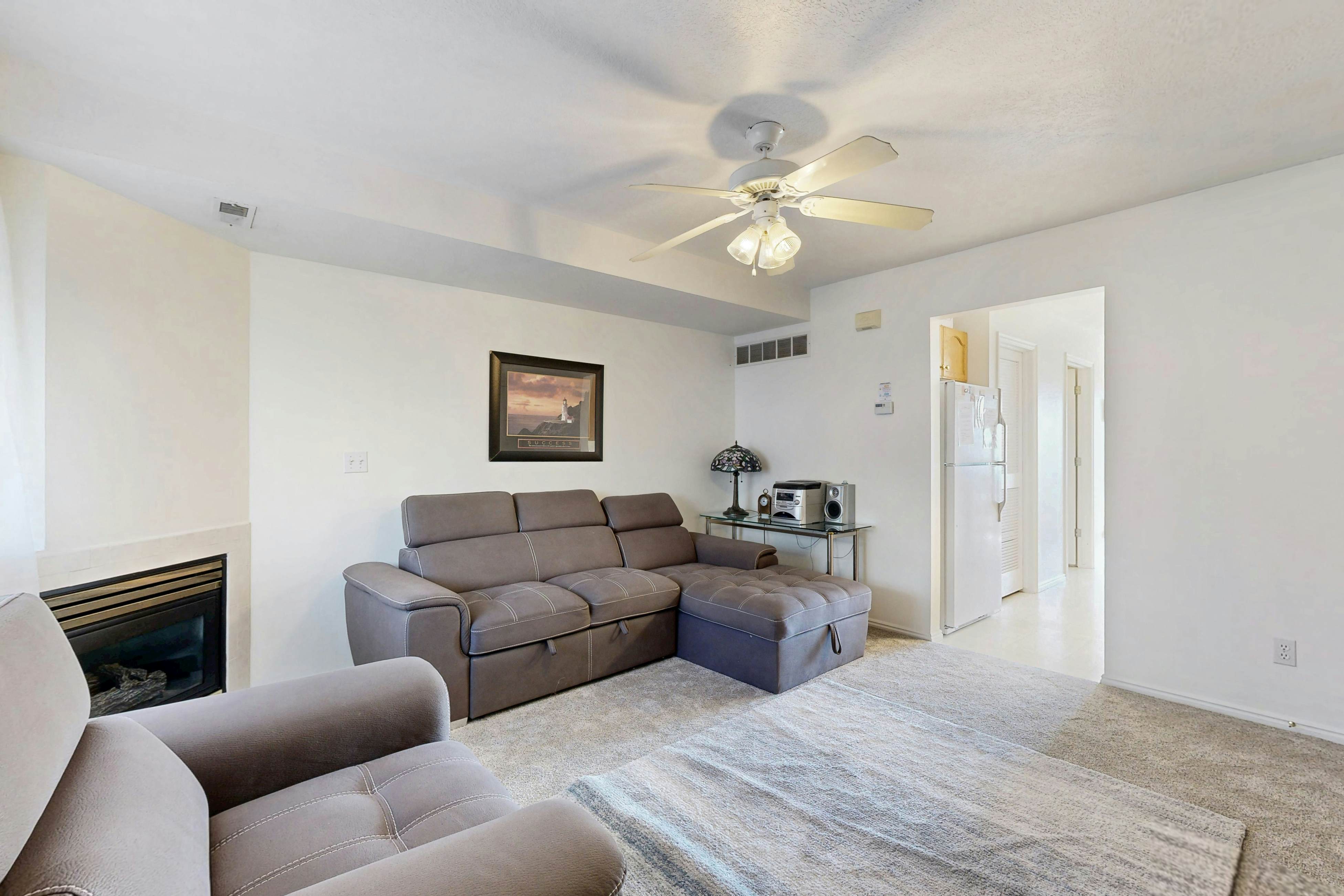 Harbor Village Lakeview Condo 902-3