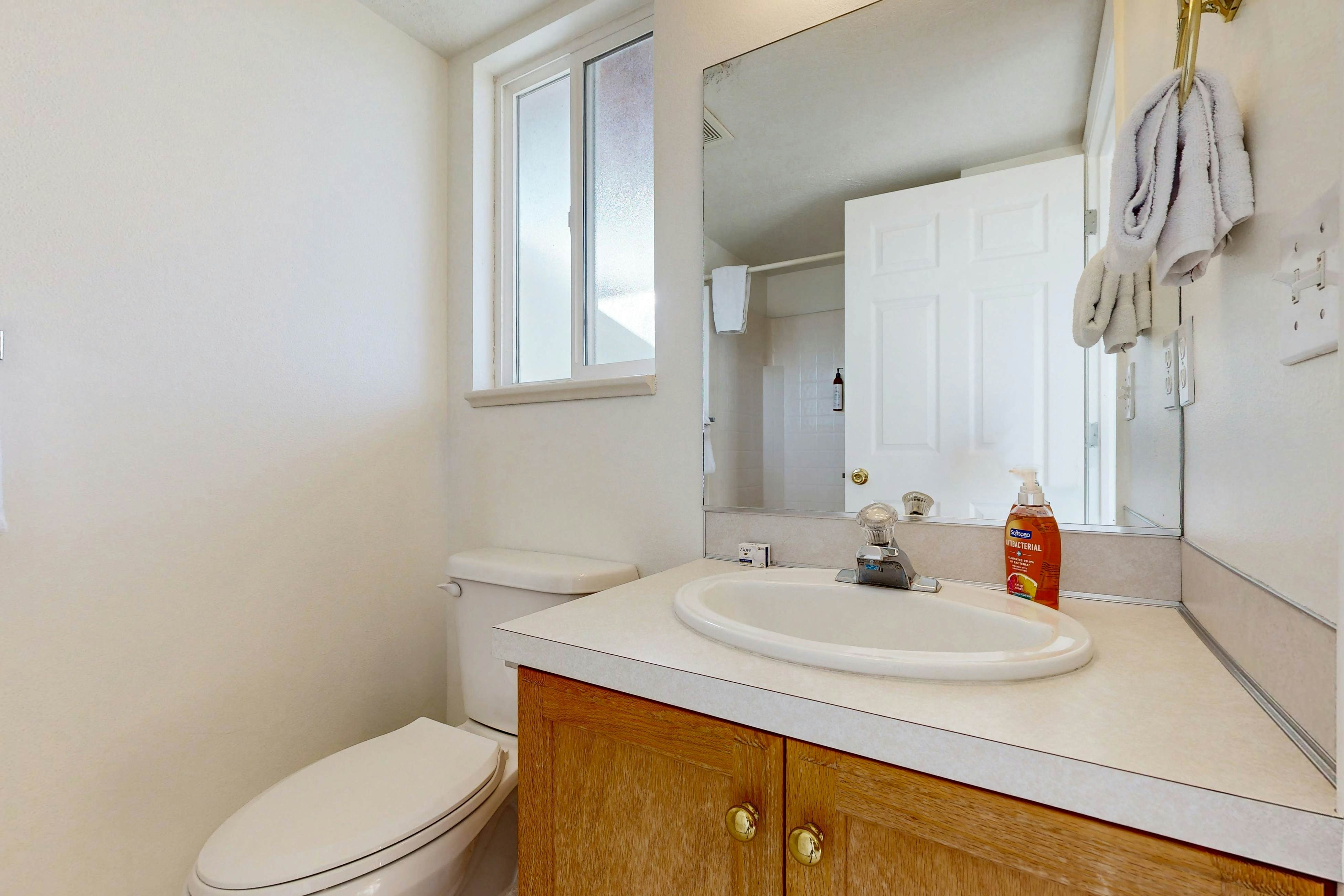 Harbor Village Lakeview Condo 902-3