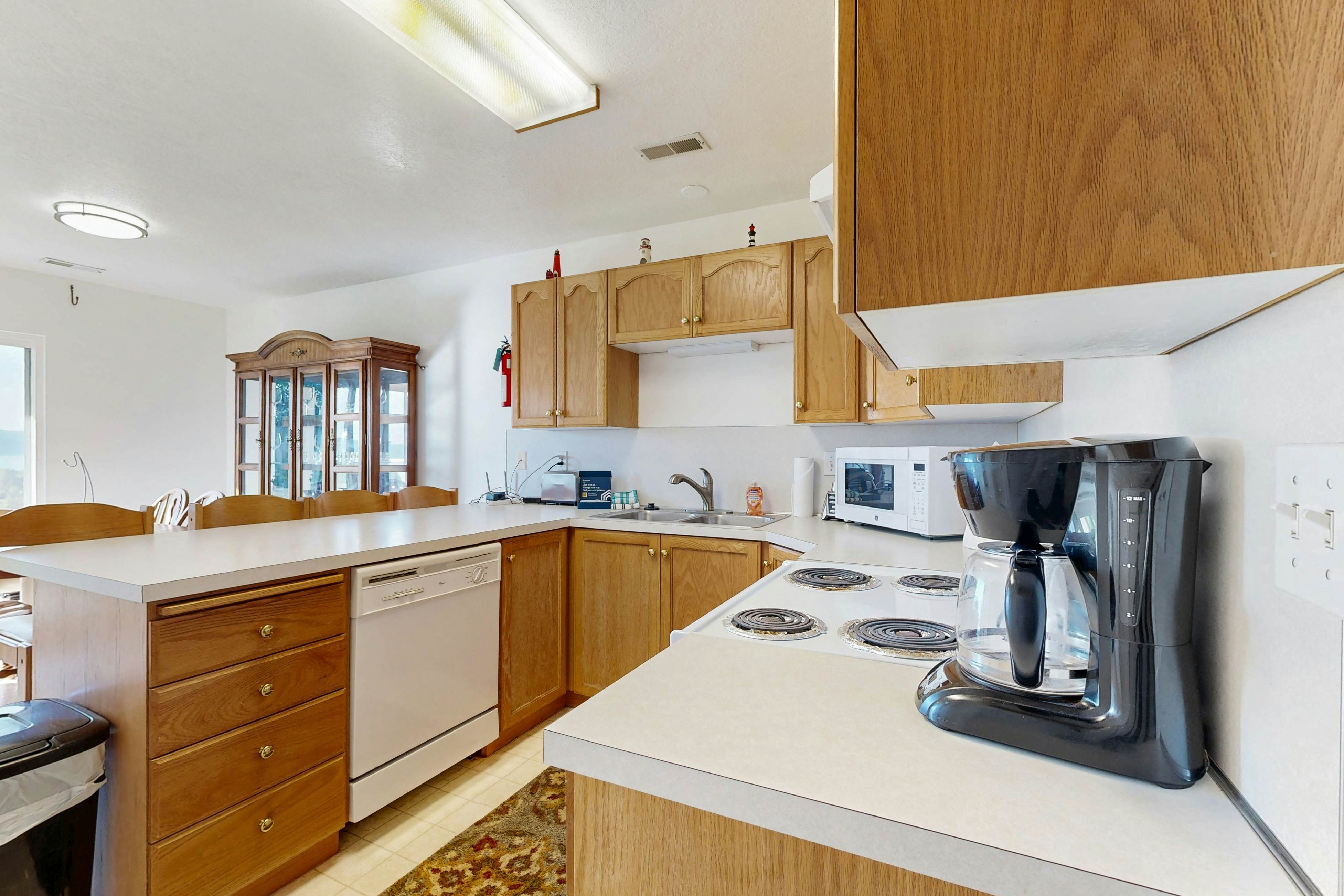 Harbor Village Lakeview Condo 902-3