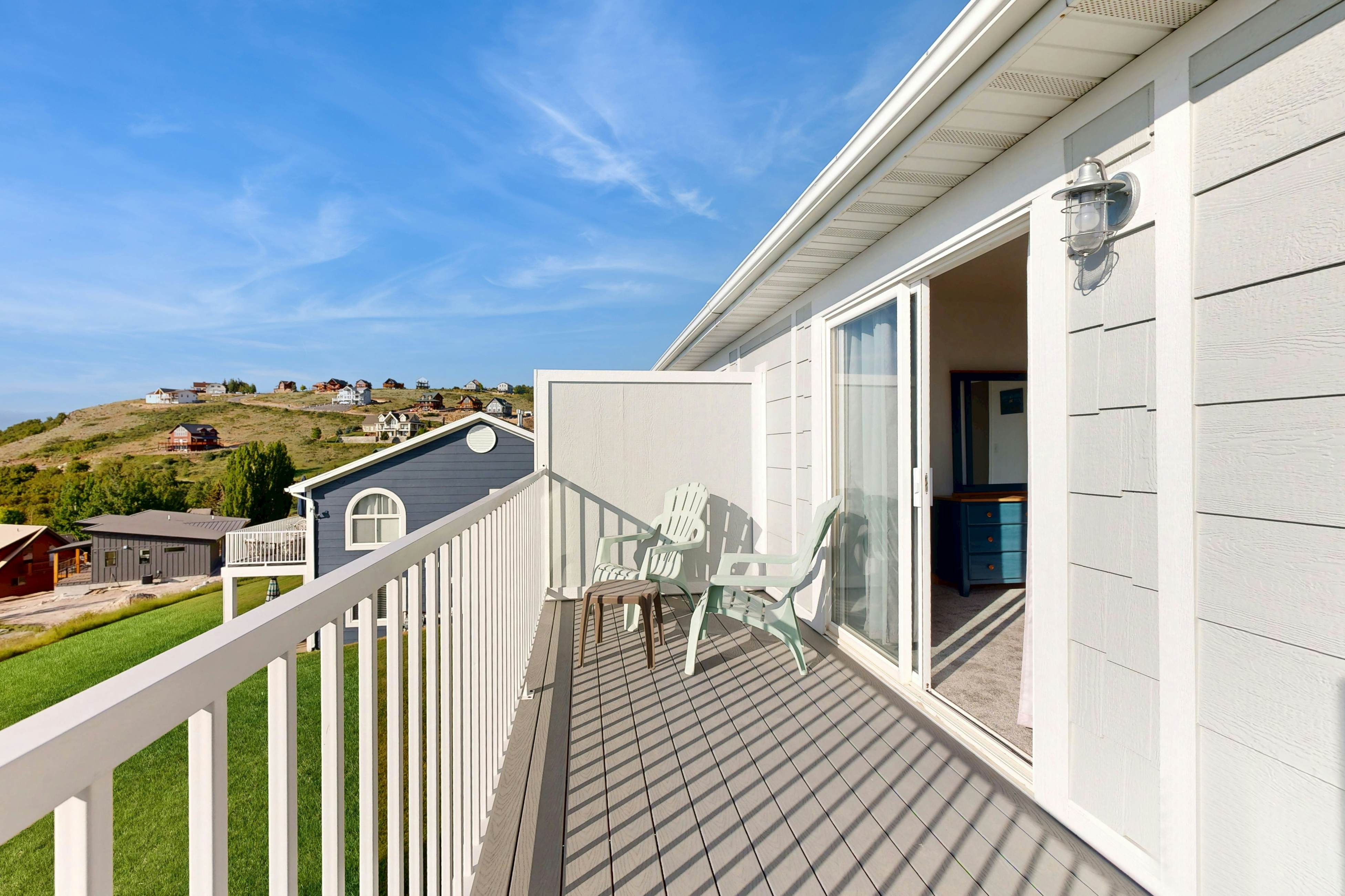 Harbor Village Lakeview Condo 902-3