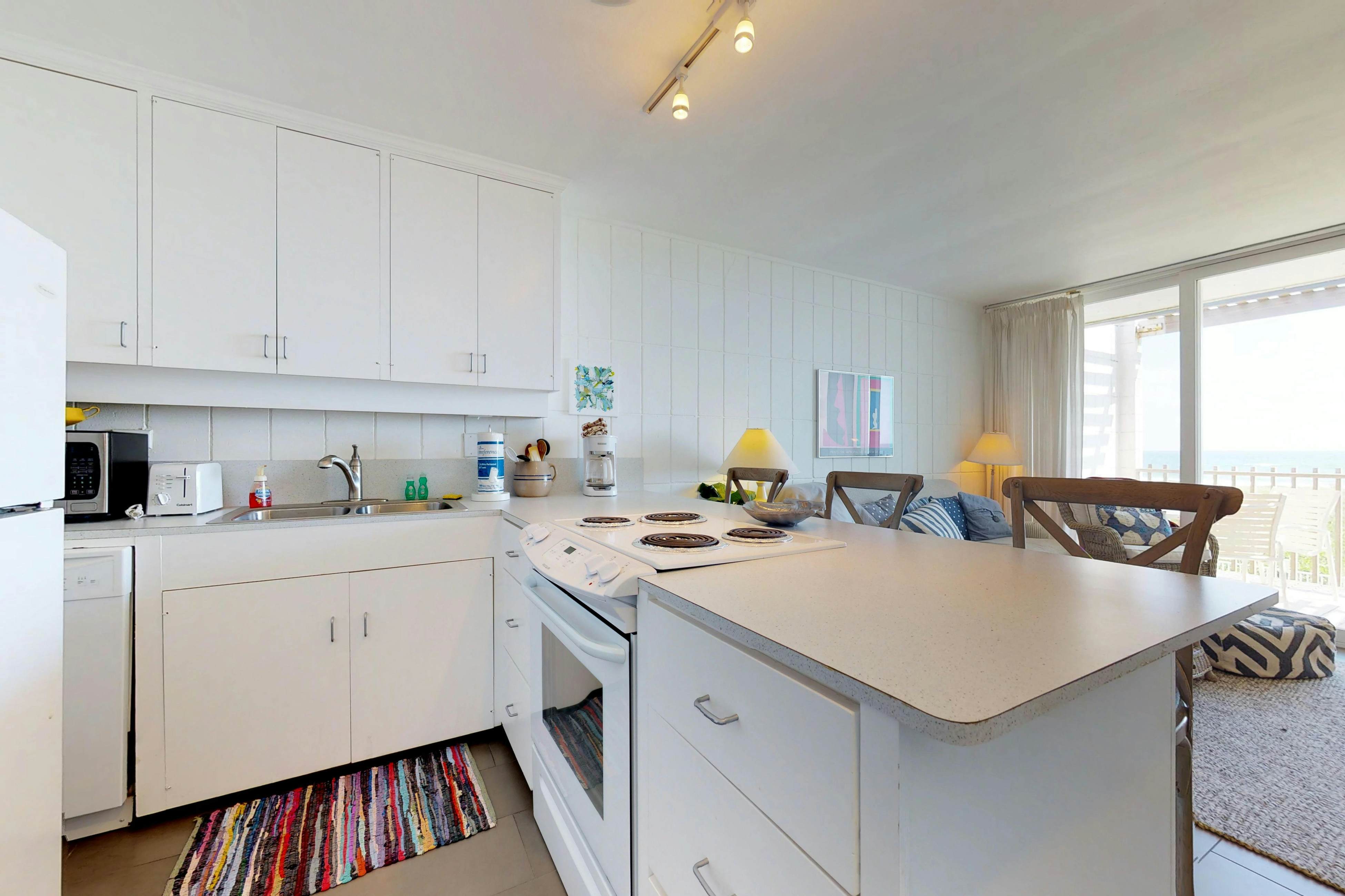 La Playa Condominiums 209