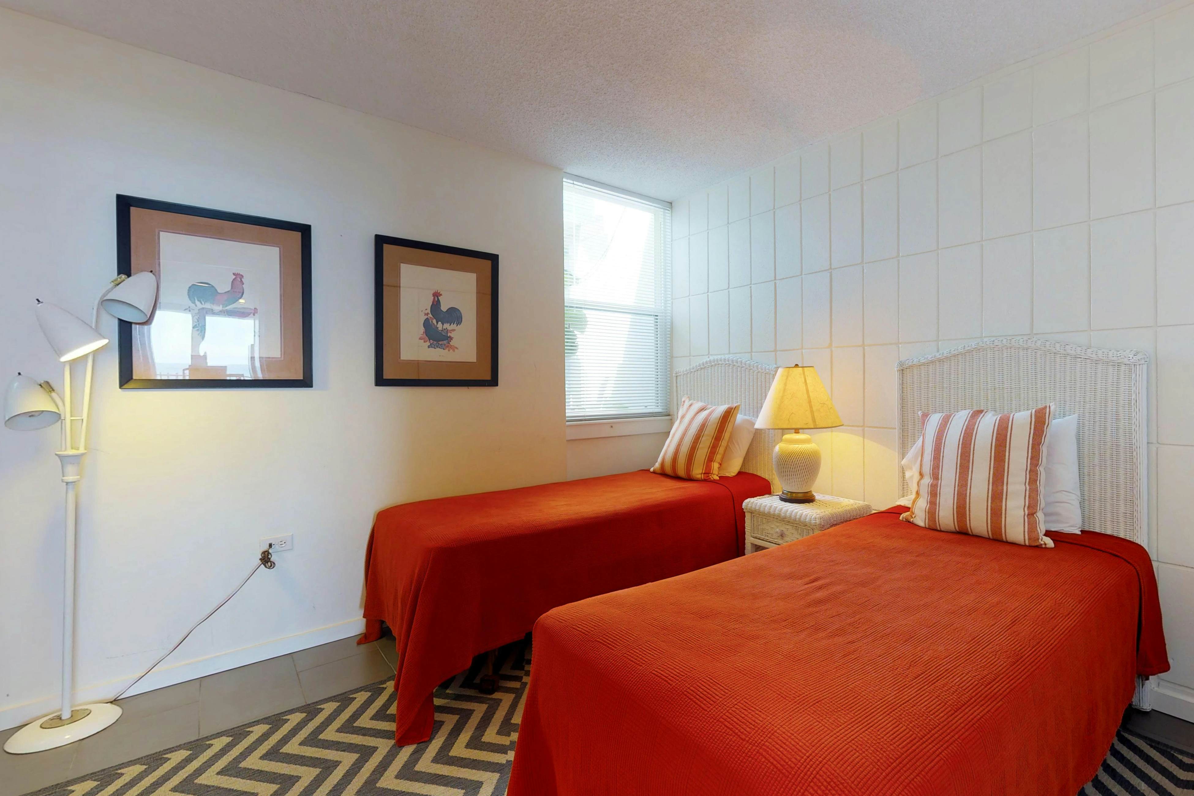 La Playa Condominiums 209