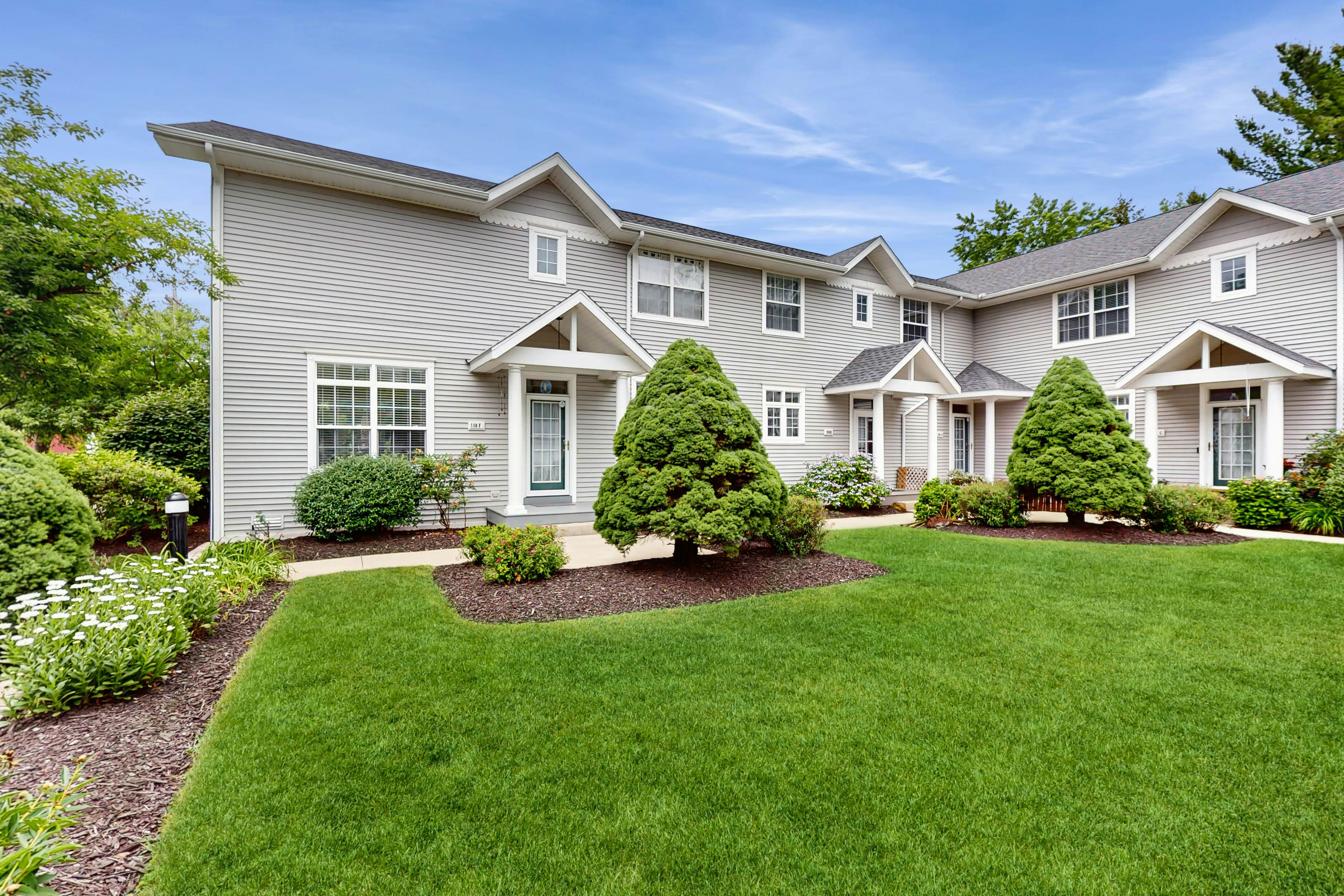 Beacon Court Condo F