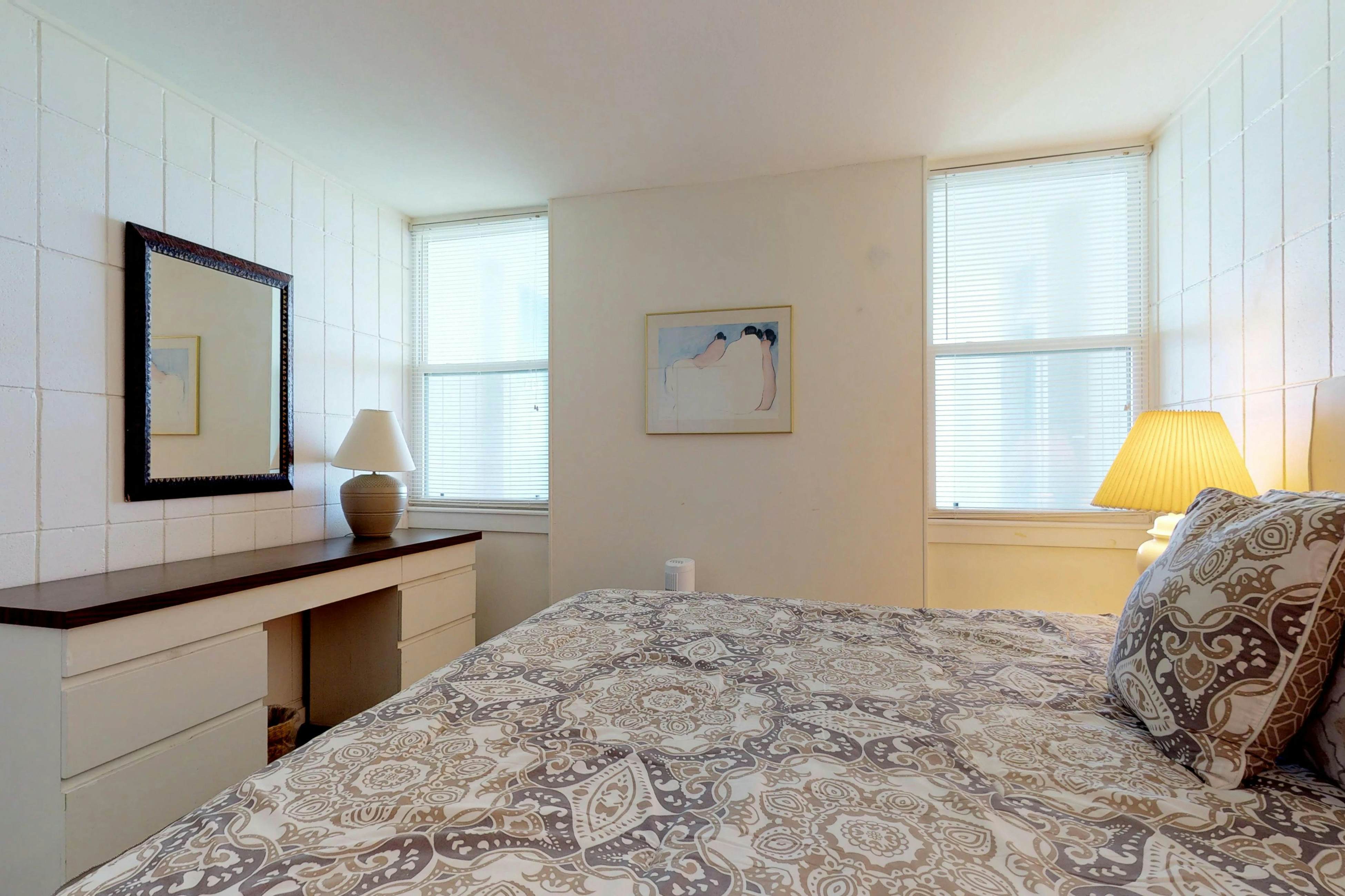 La Playa Condominiums 209