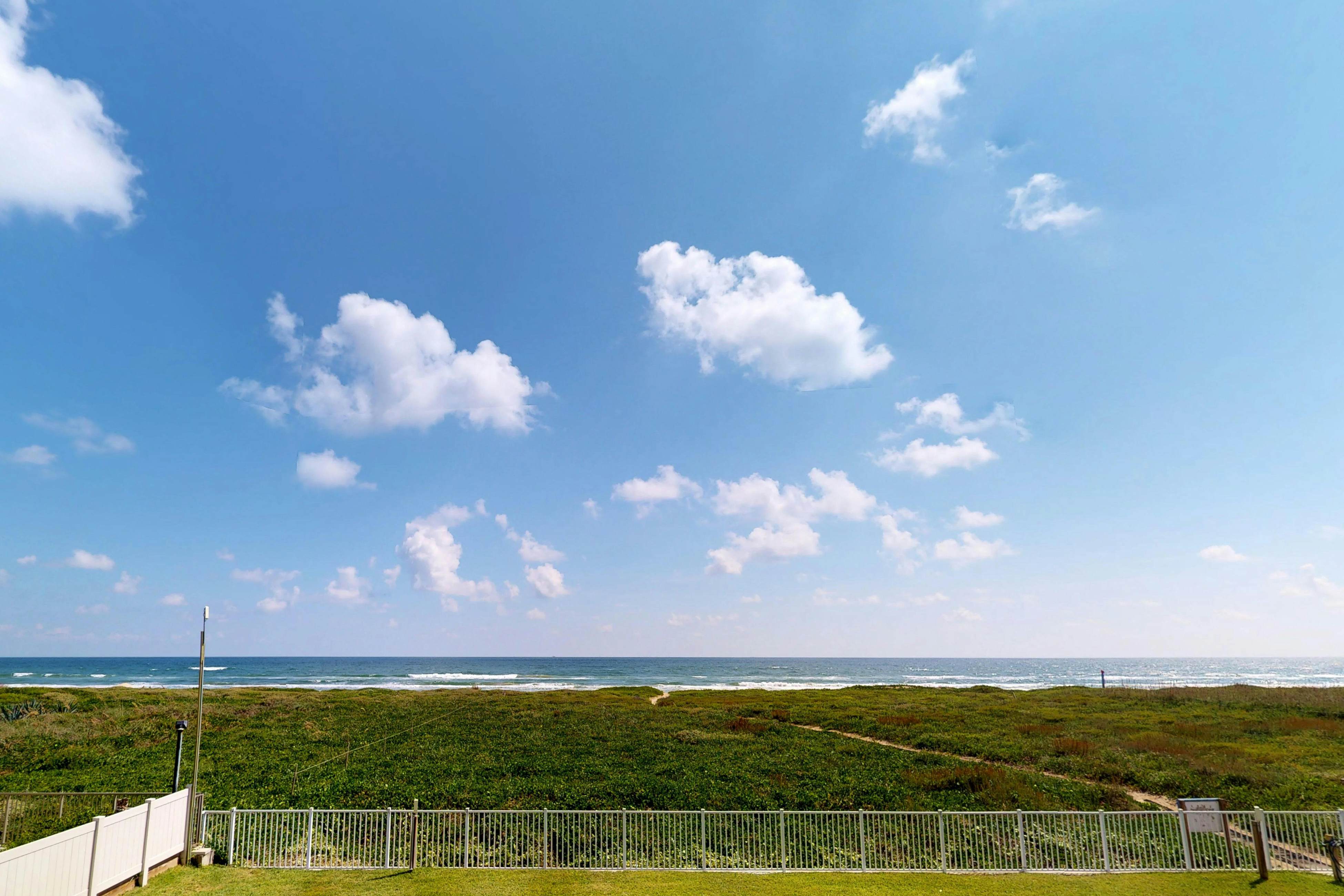 La Playa Condominiums 209