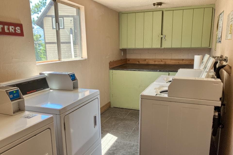 Mammoth View Villas 35