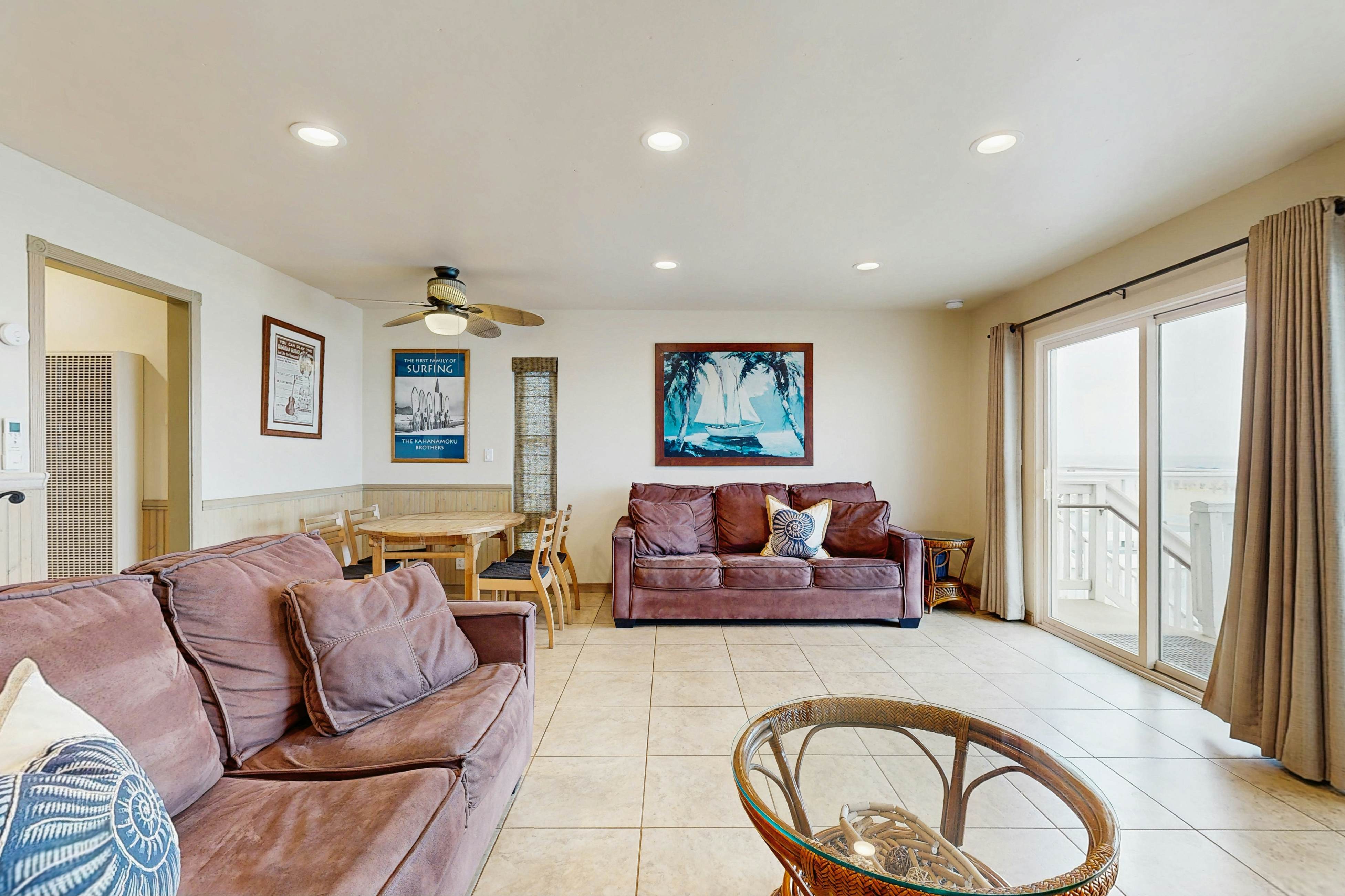 Newport Vacation Memories -Upstairs