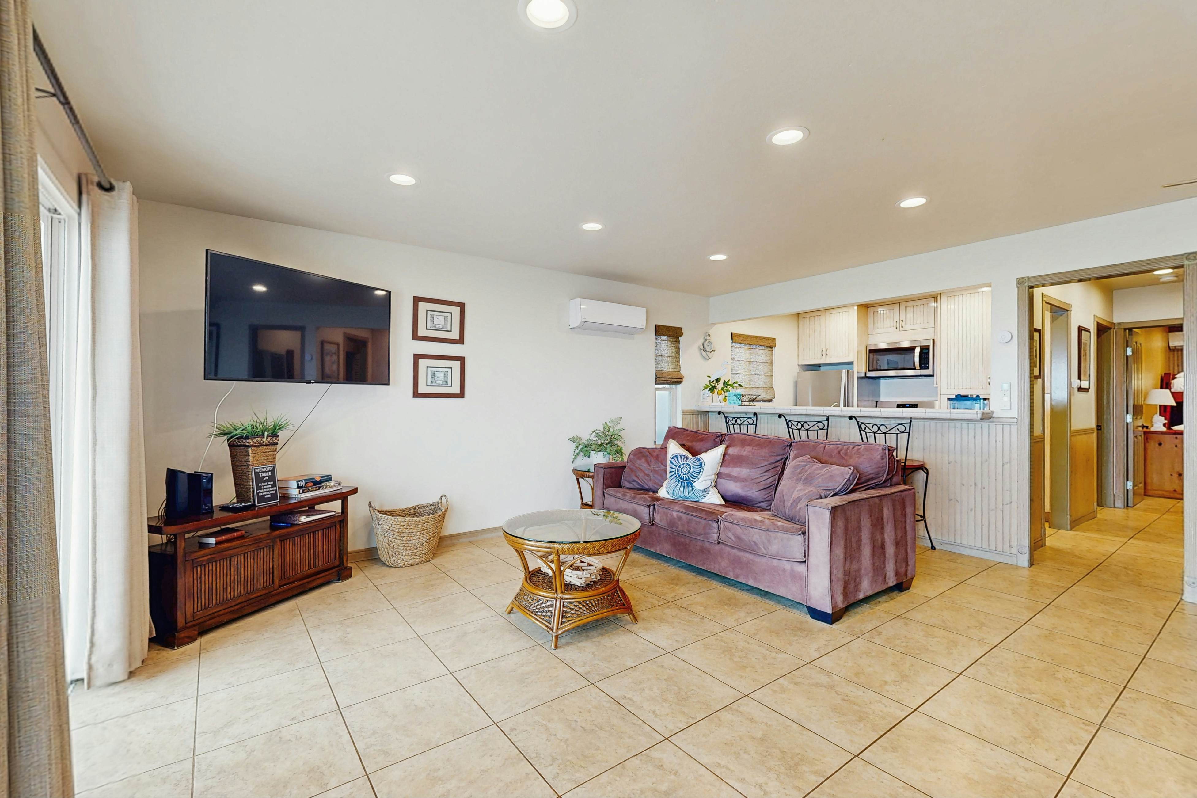 Newport Vacation Memories -Upstairs