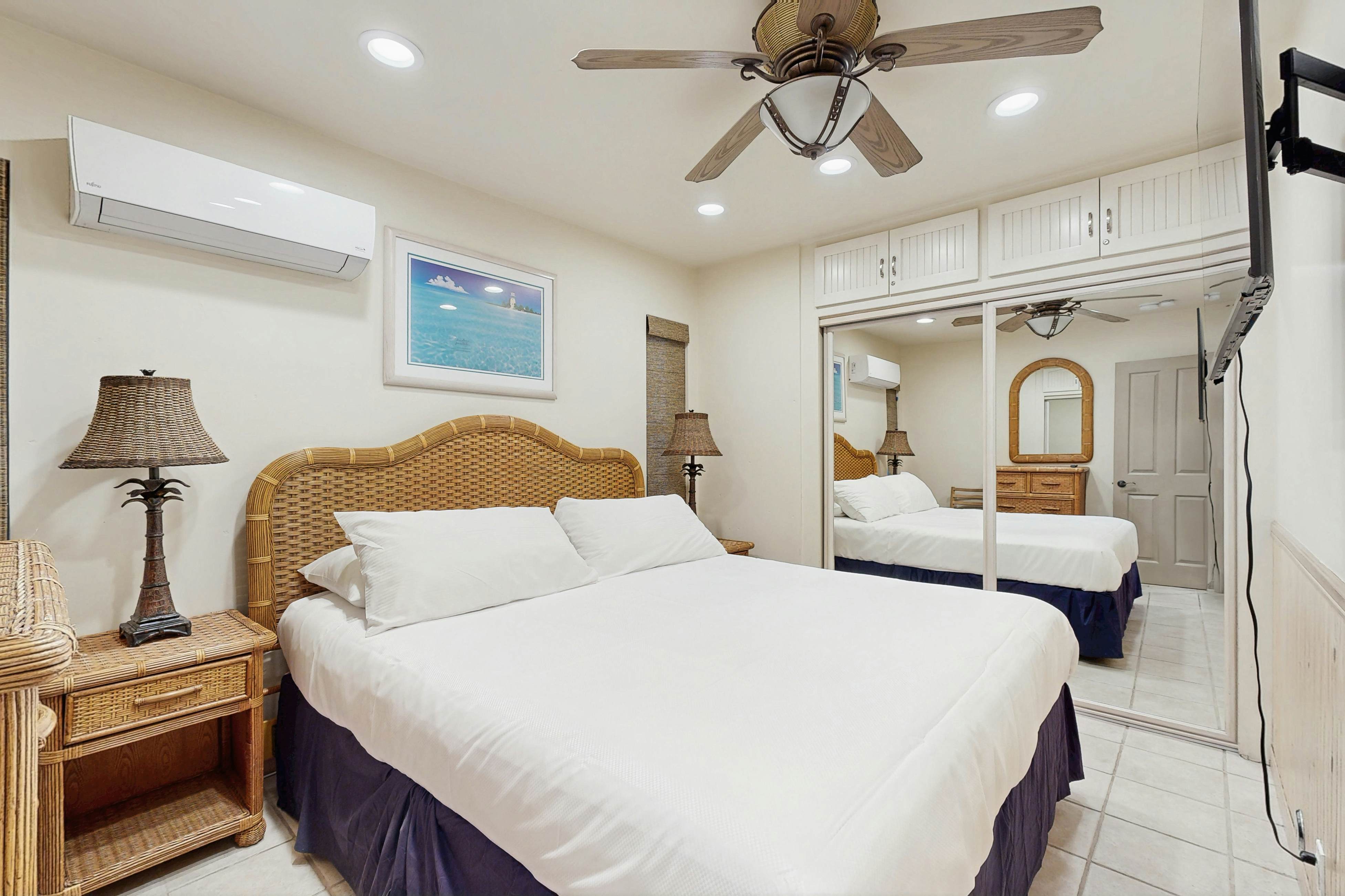 Newport Vacation Memories -Downstairs