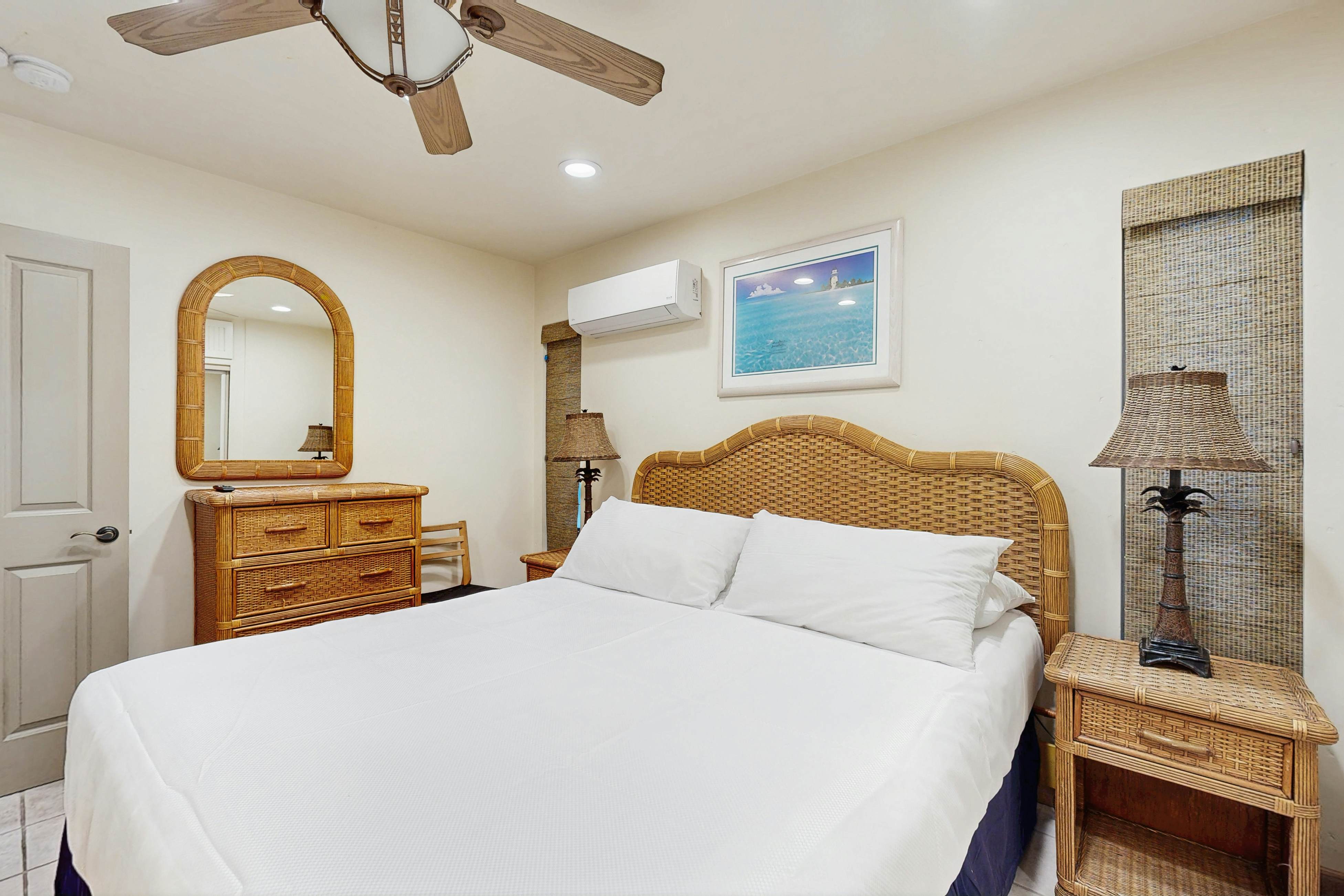 Newport Vacation Memories -Downstairs