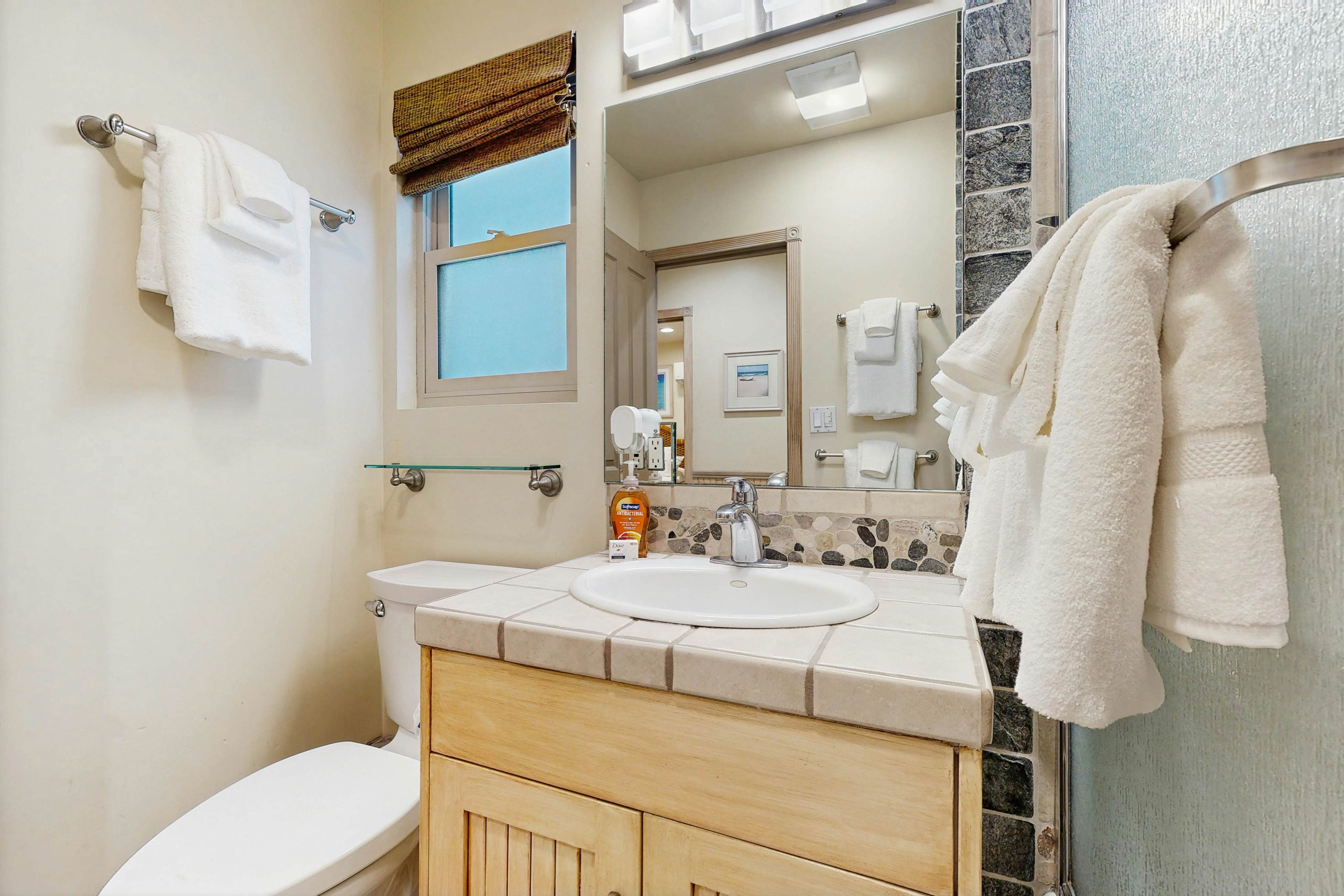 Newport Vacation Memories -Downstairs