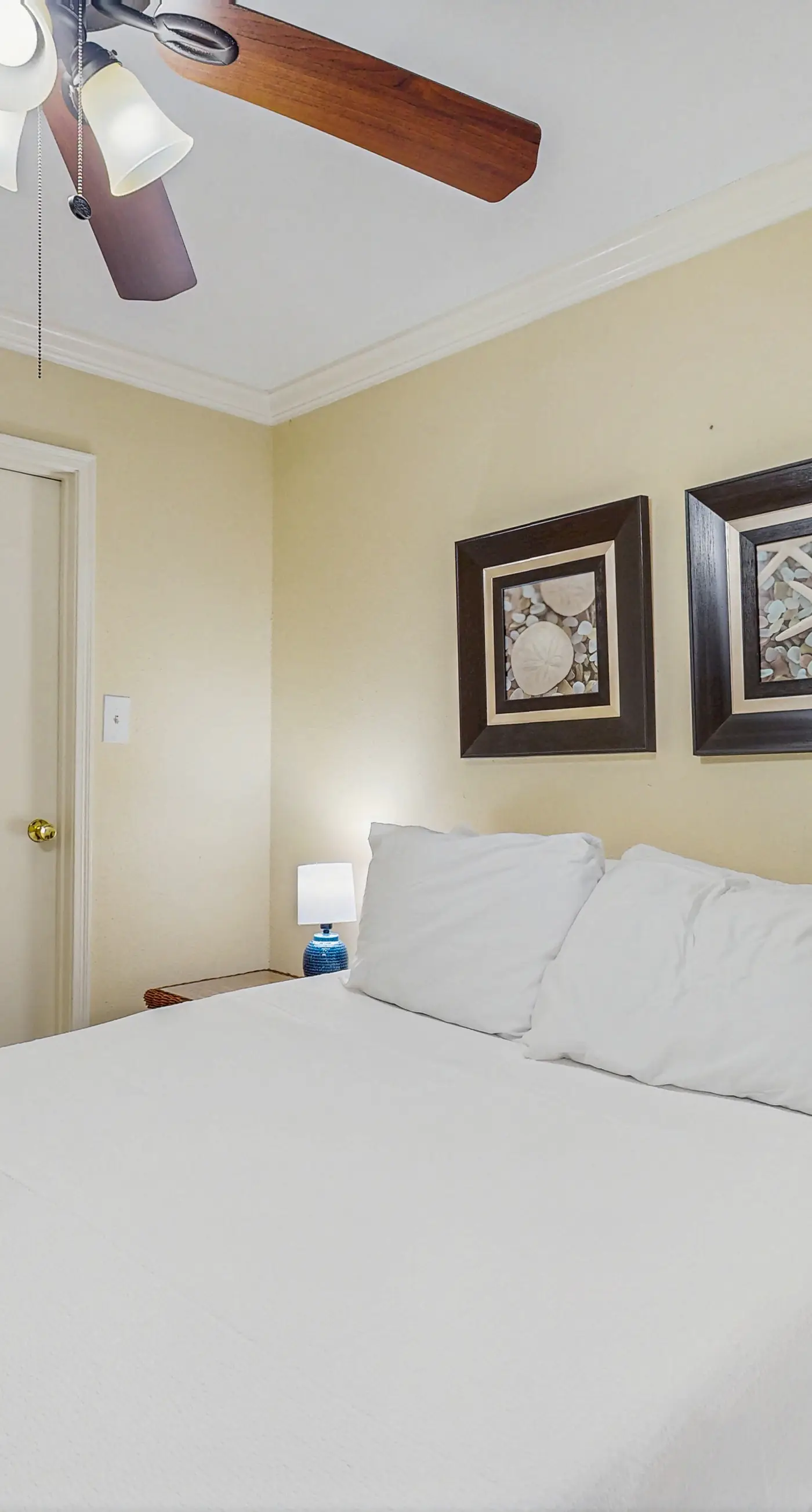 Victorian Condos Barefoot Beach Haven