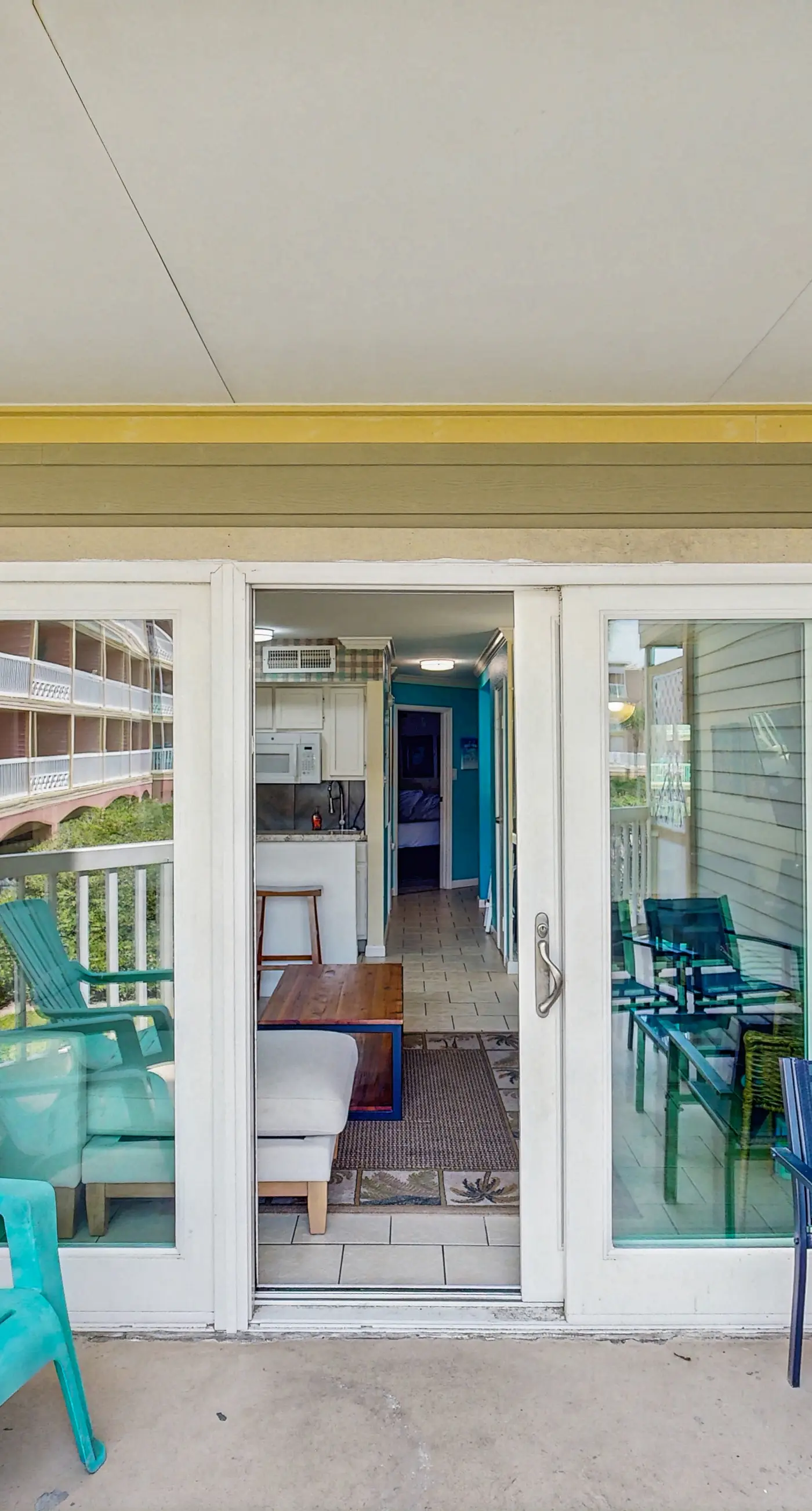 Victorian Condos Barefoot Beach Haven