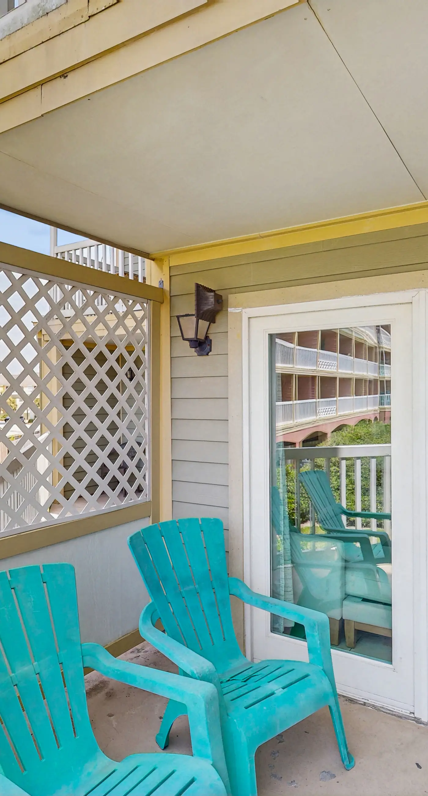 Victorian Condos Barefoot Beach Haven