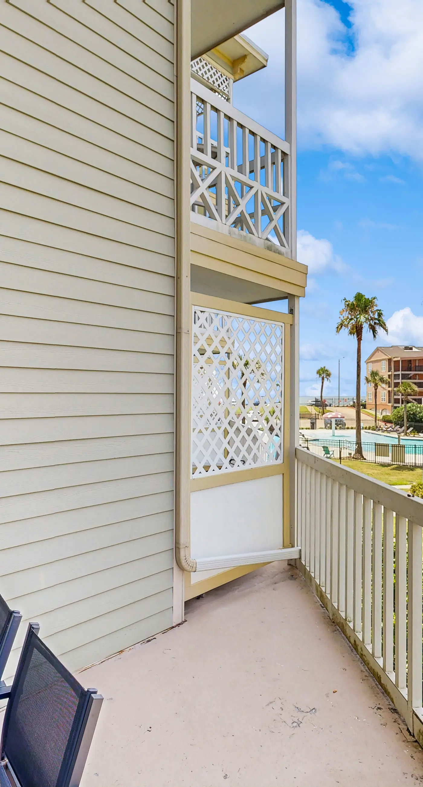 Victorian Condos Barefoot Beach Haven