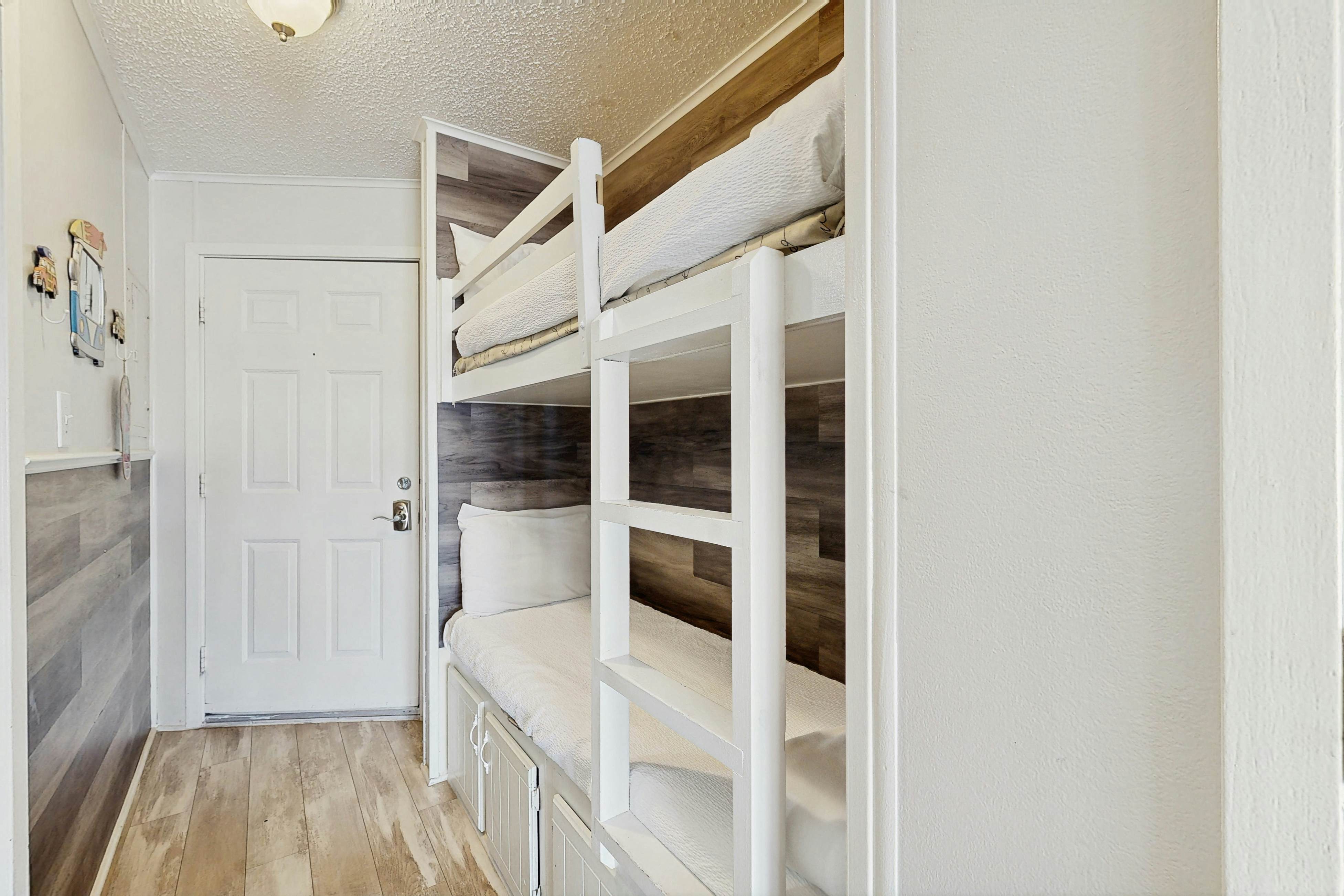 Casa Del Mar - Beachside Pleasure