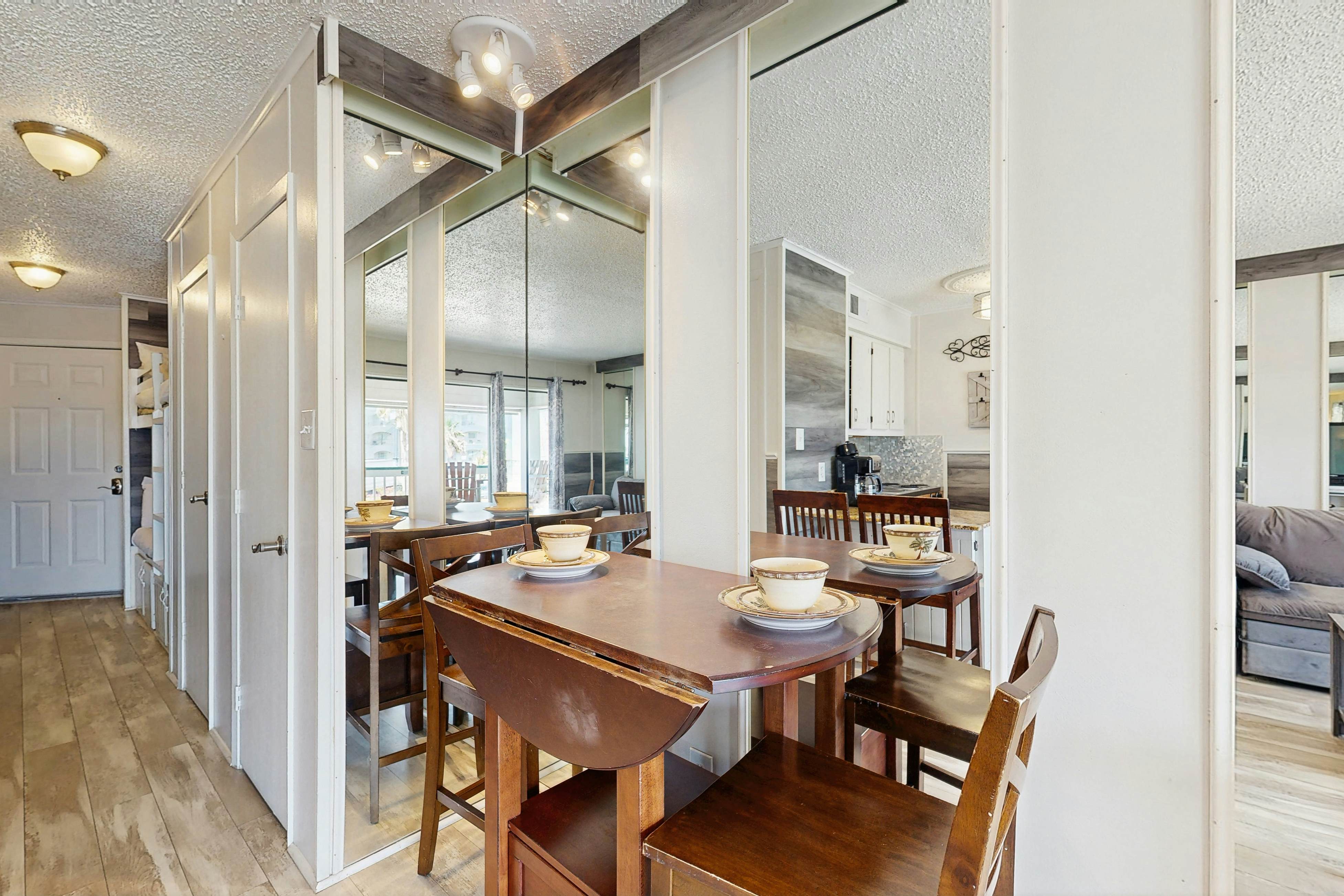 Casa Del Mar - Beachside Pleasure