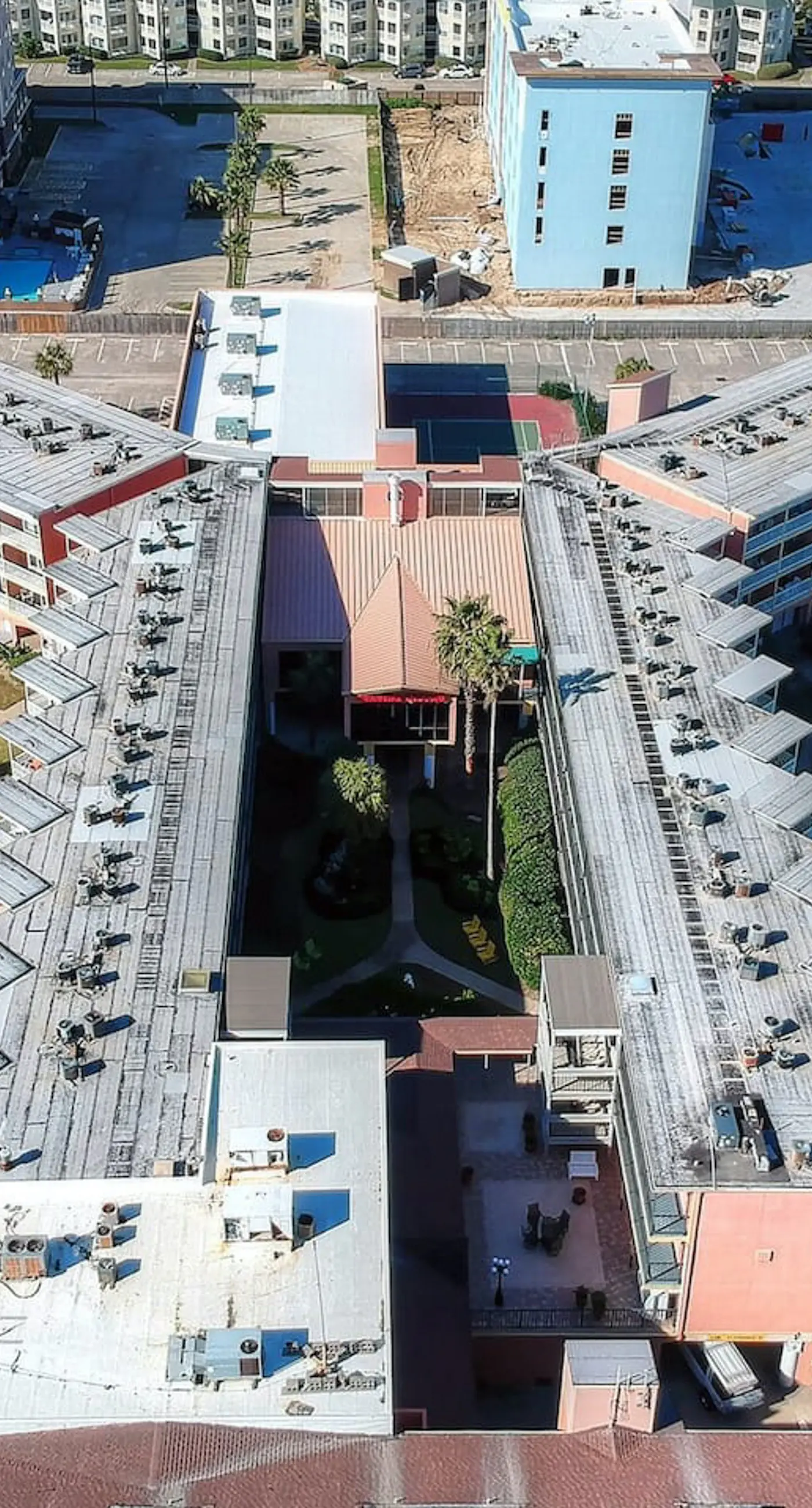 Victorian Condos Barefoot Beach Haven