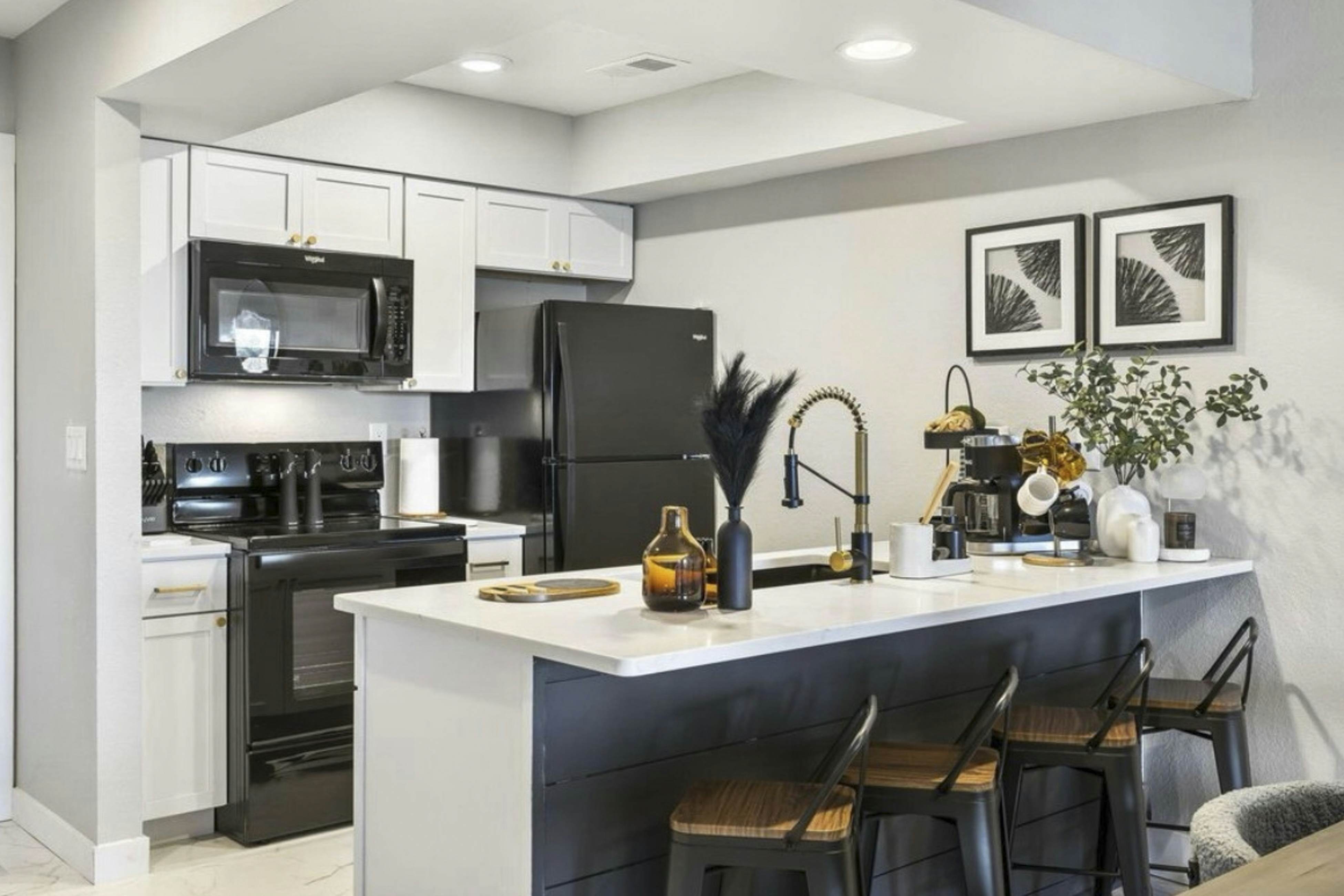 The Lookout at Kimberling Crossing