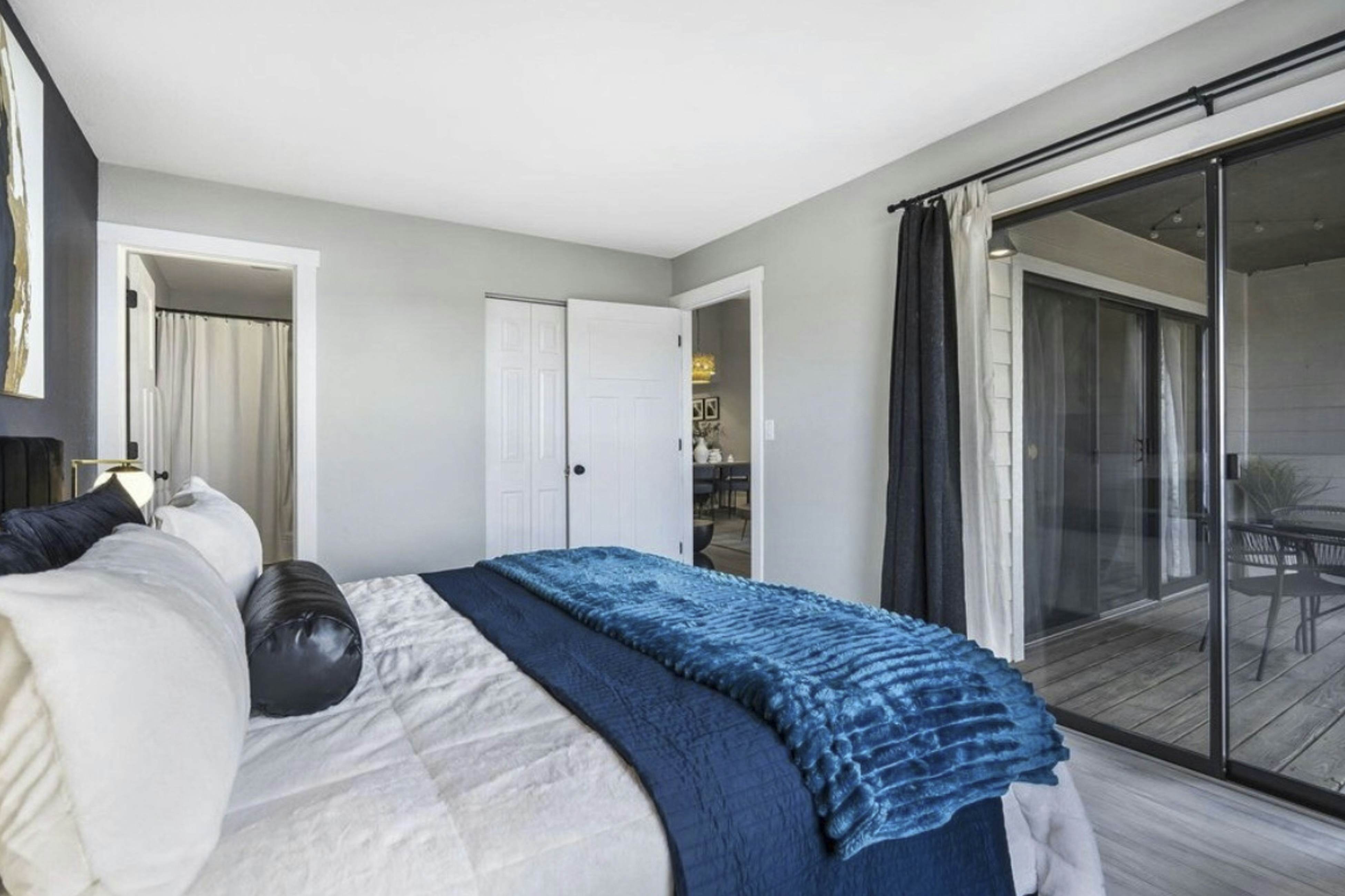 The Lookout at Kimberling Crossing