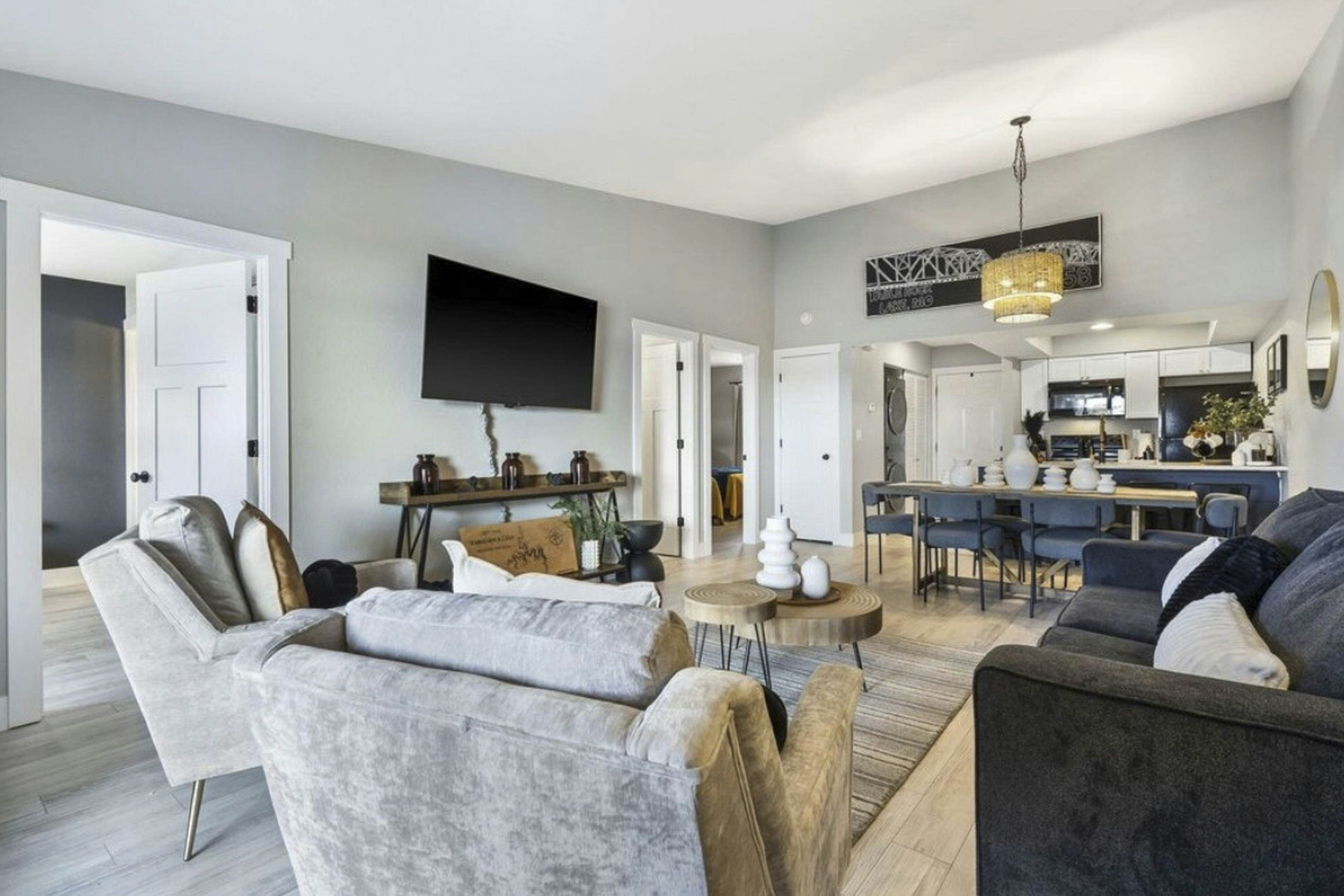 The Lookout at Kimberling Crossing