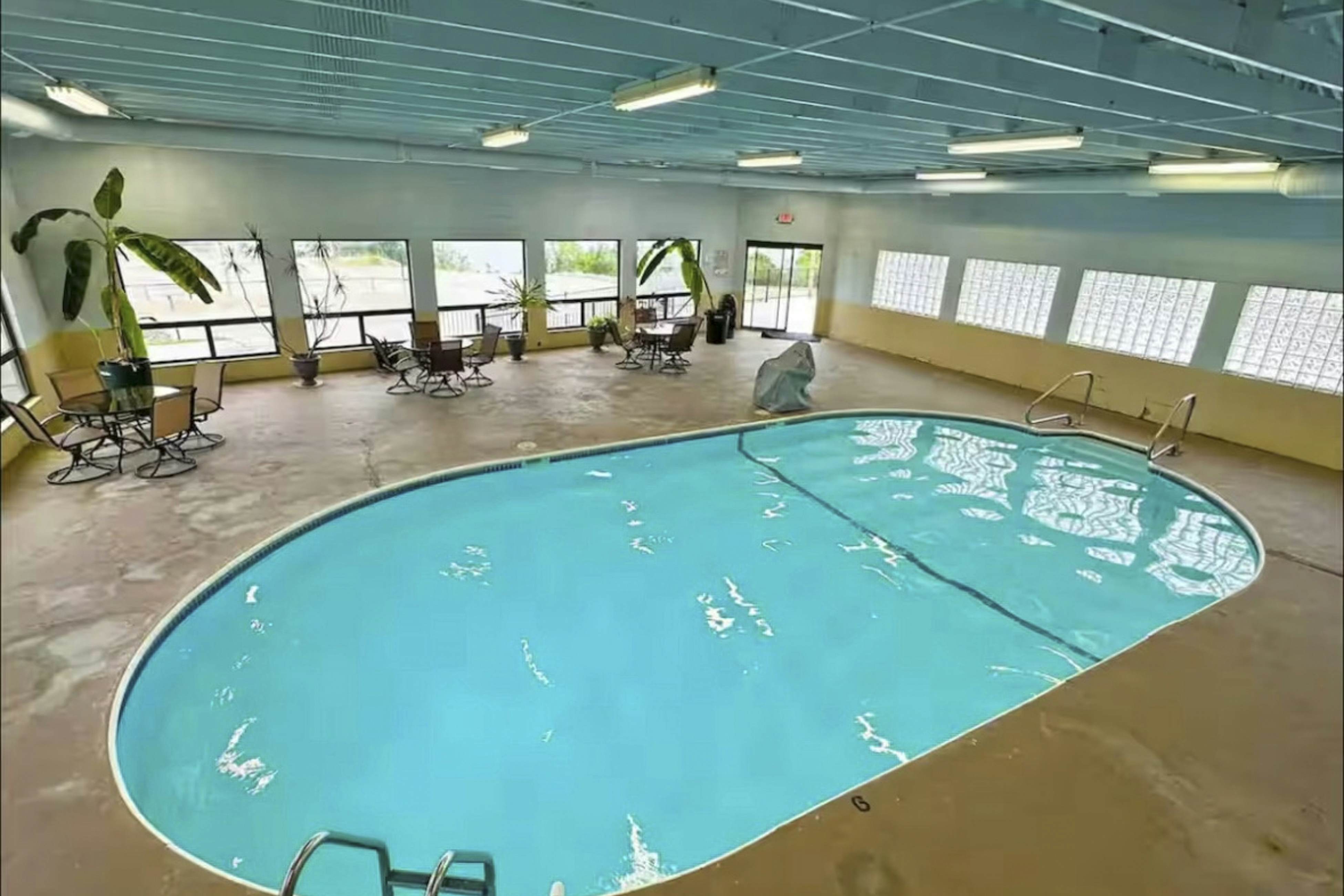 The Lookout at Kimberling Crossing