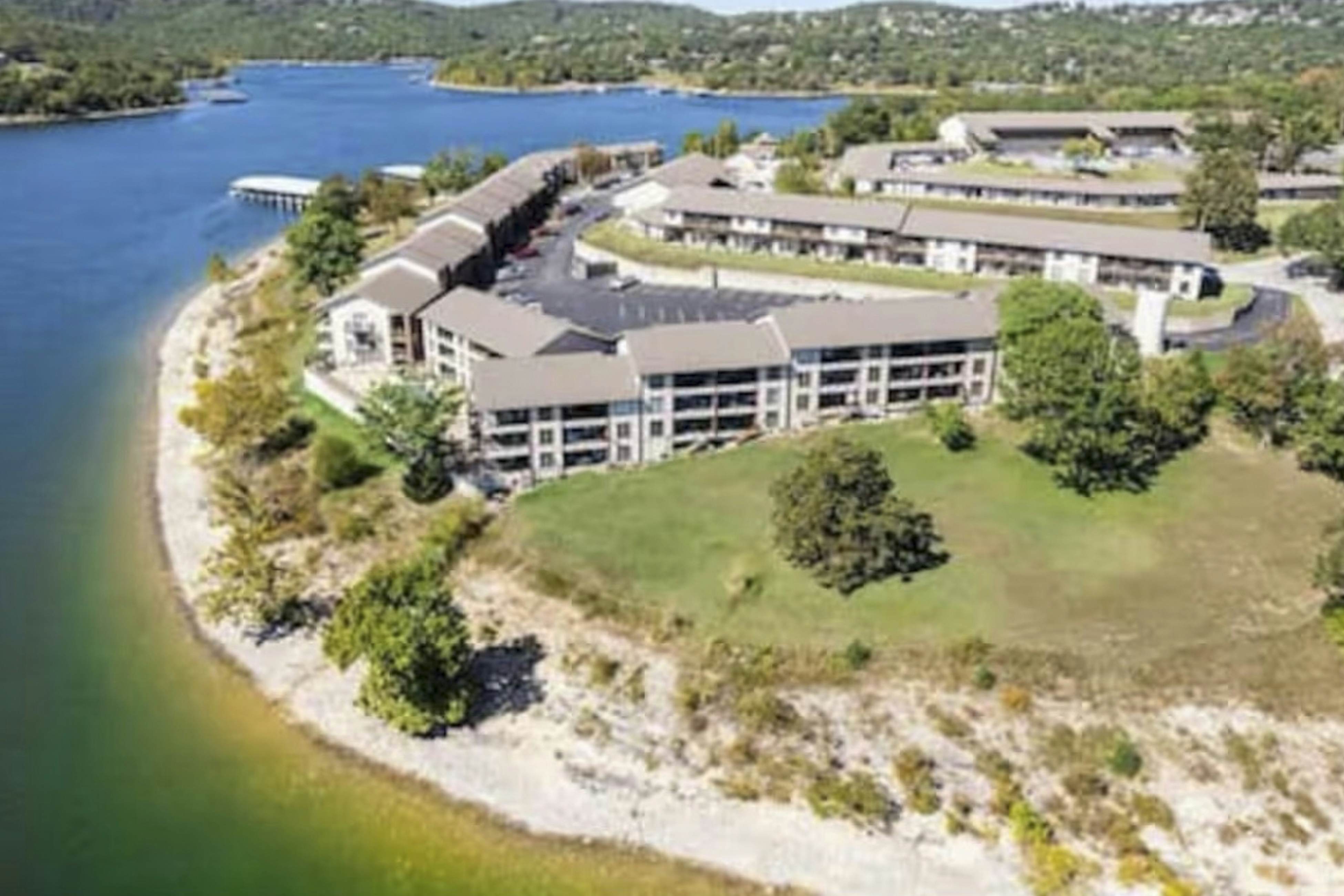 The Lookout at Kimberling Crossing