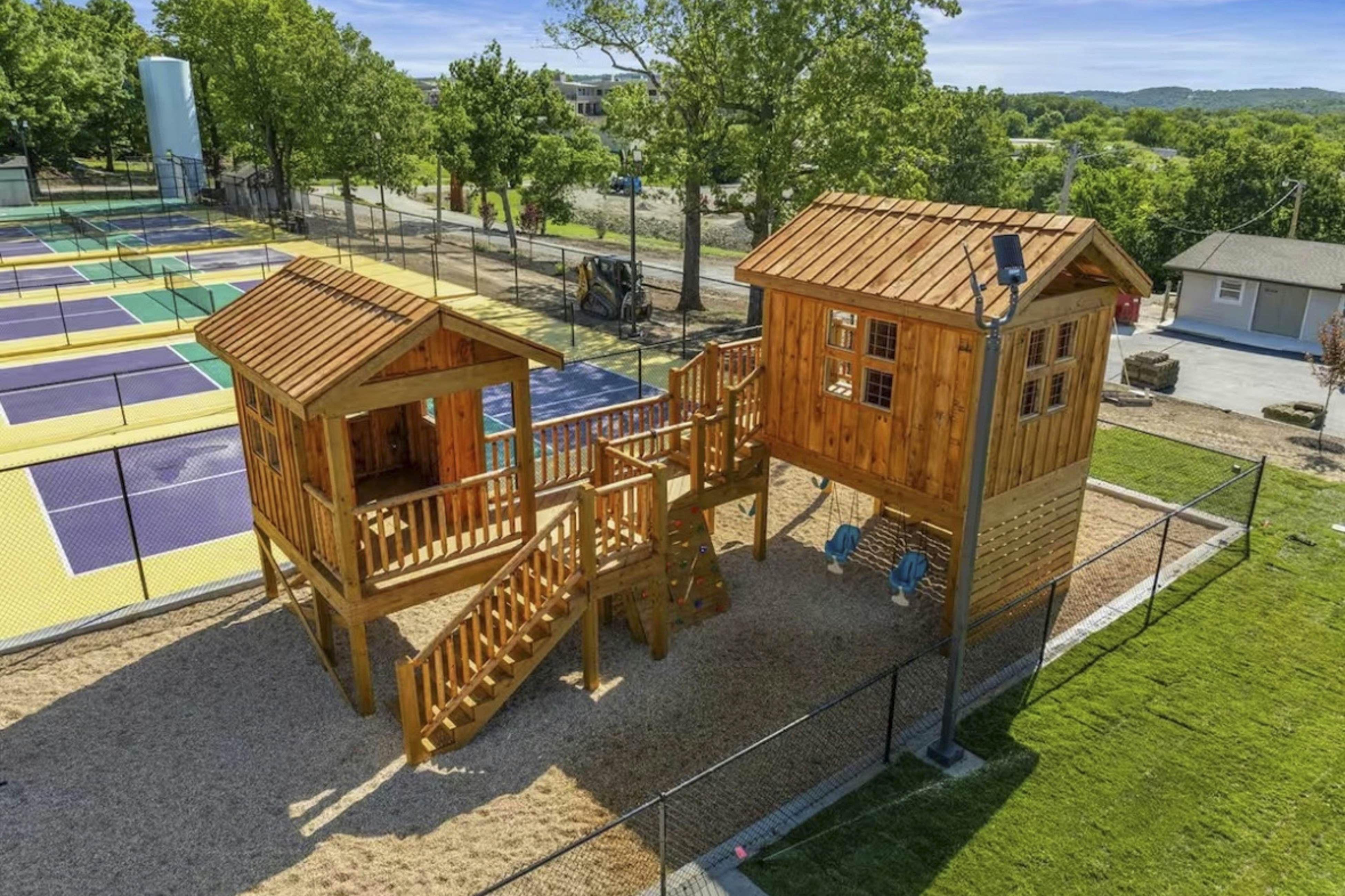 The Lookout at Kimberling Crossing