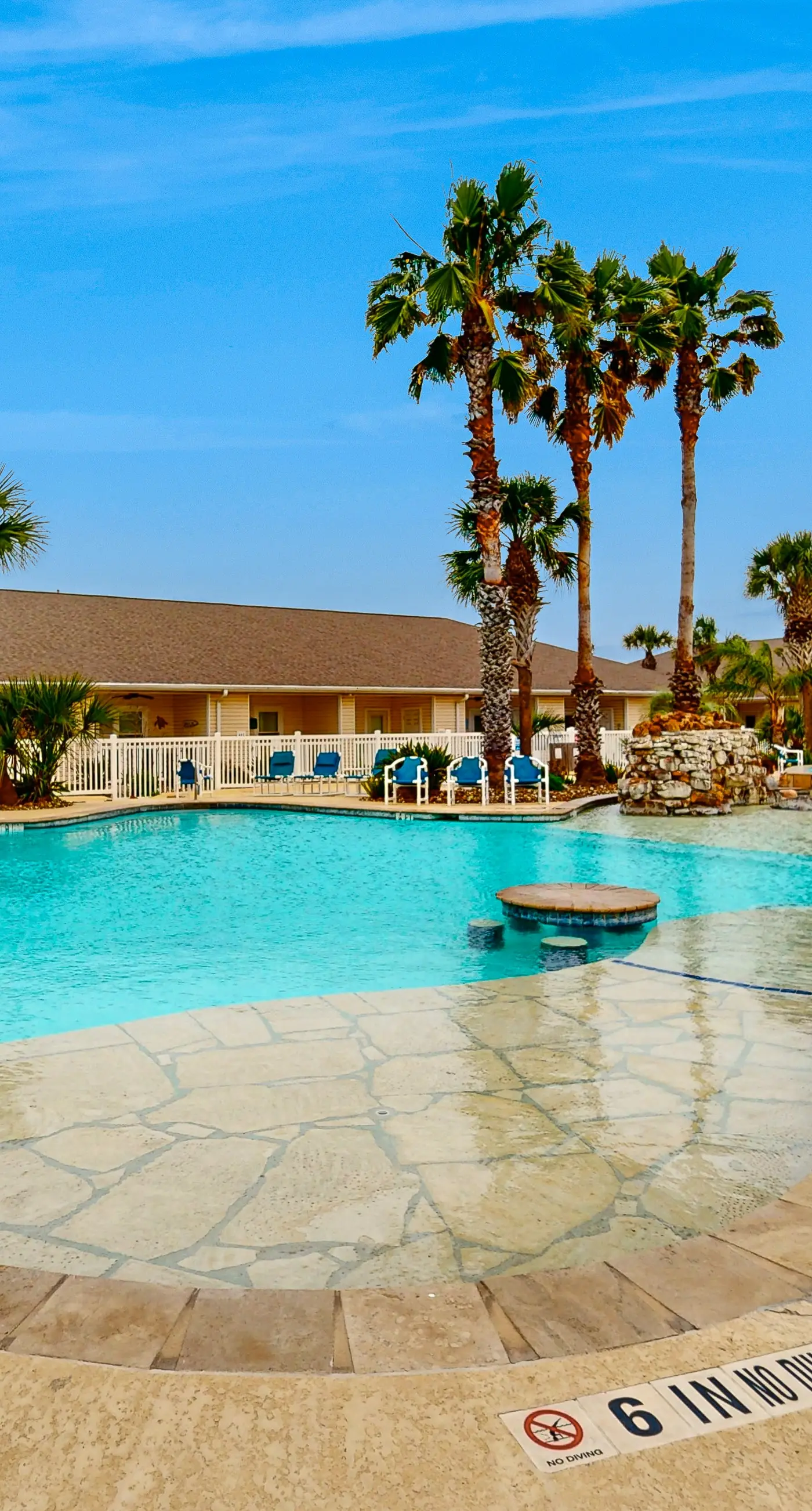 Palm Bay 305