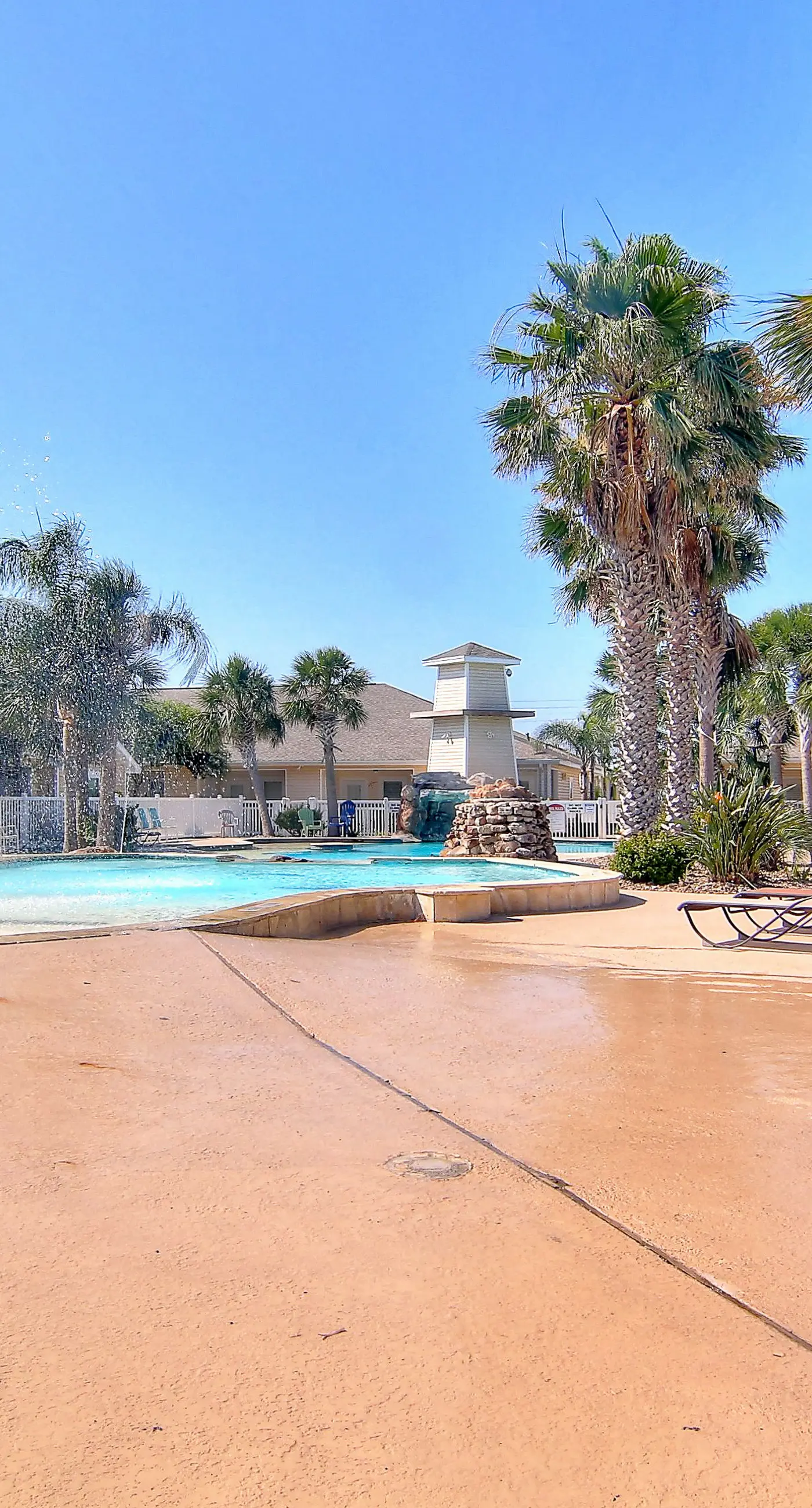 Palm Bay 305