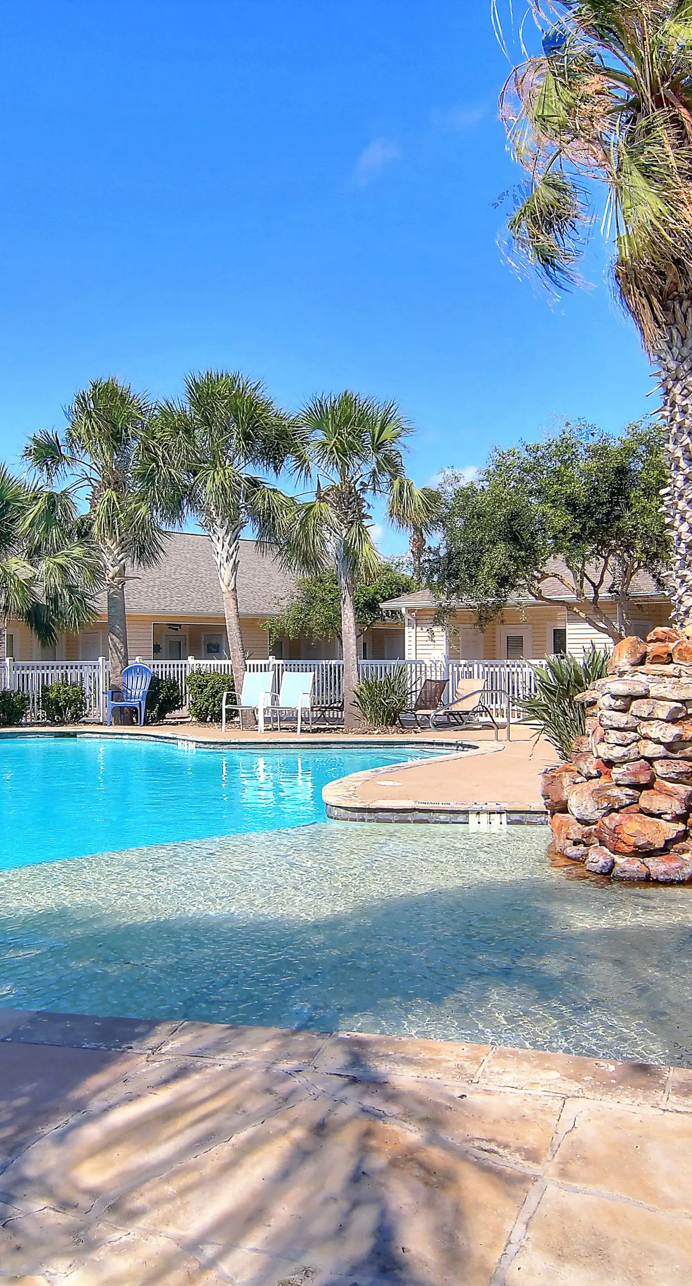 Palm Bay 305