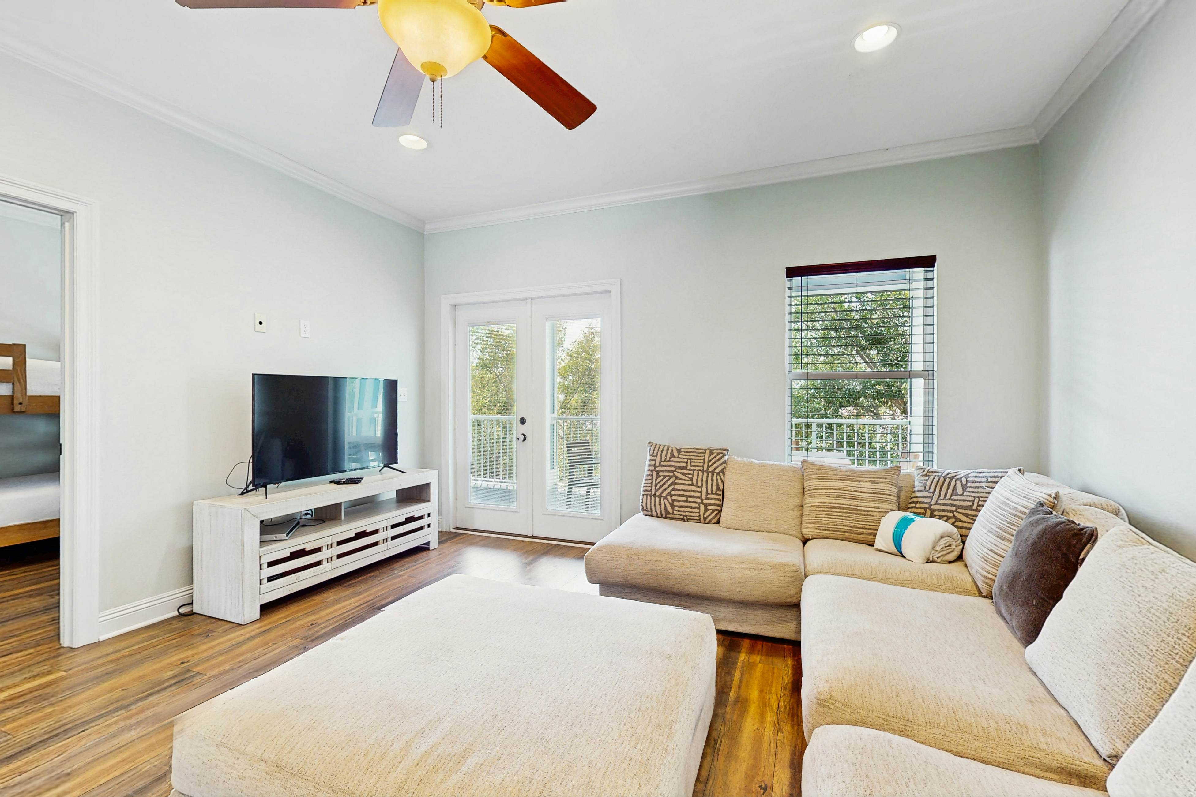 Villages of Crystal Beach - Family Tides