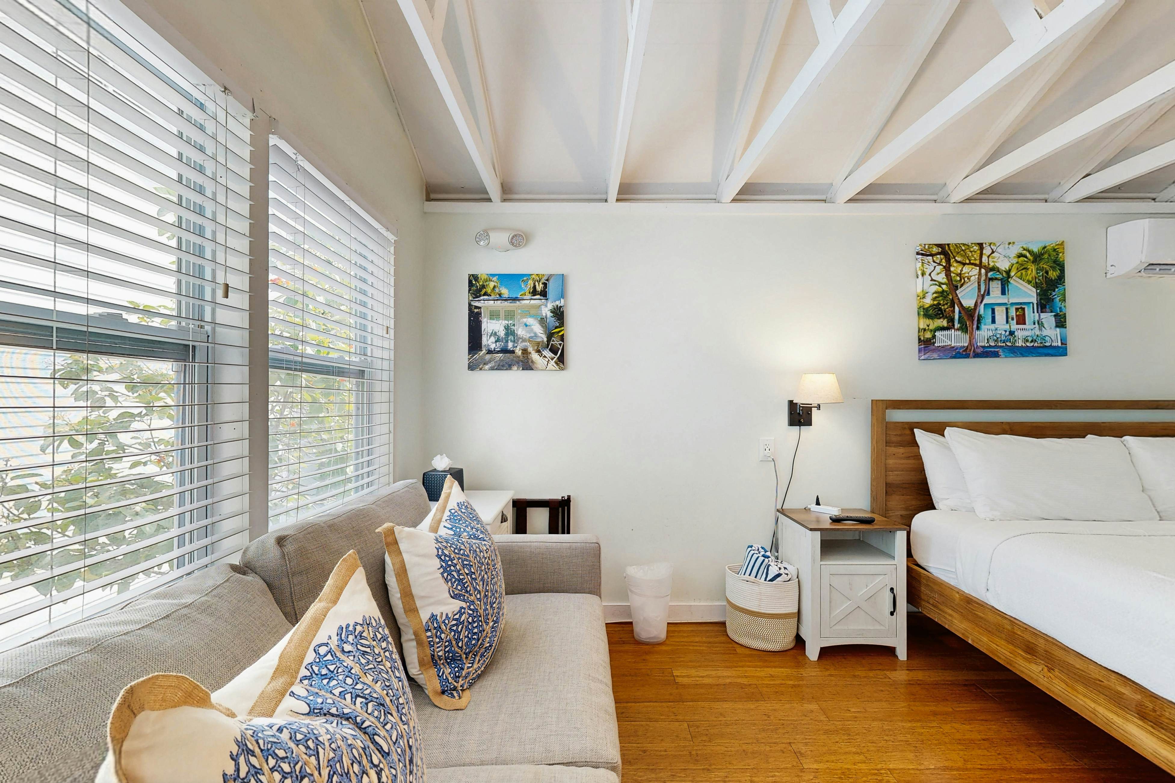 Papa's Hideaway #2 - The Sun Also Rises