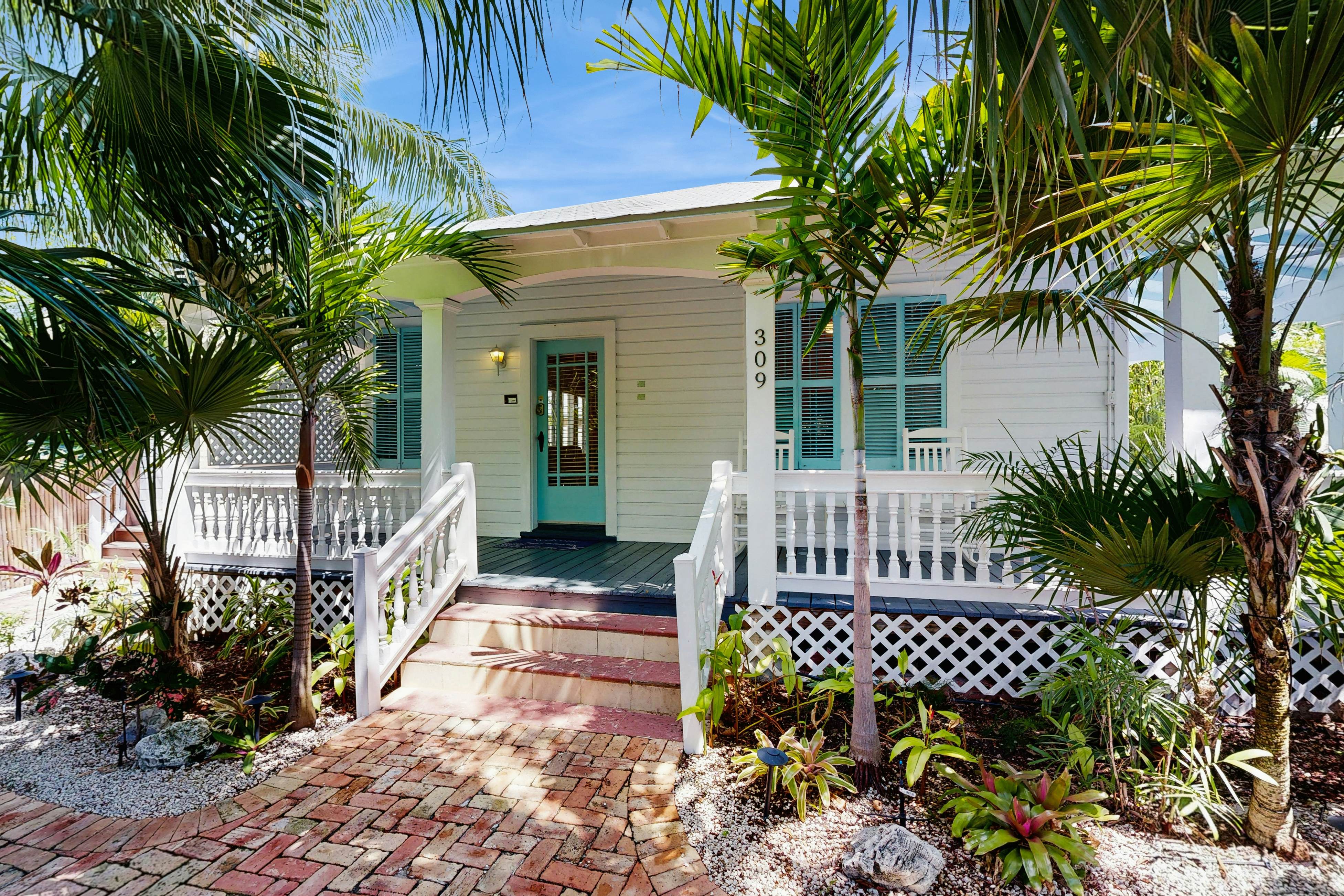 Papa's Hideaway #2 - The Sun Also Rises